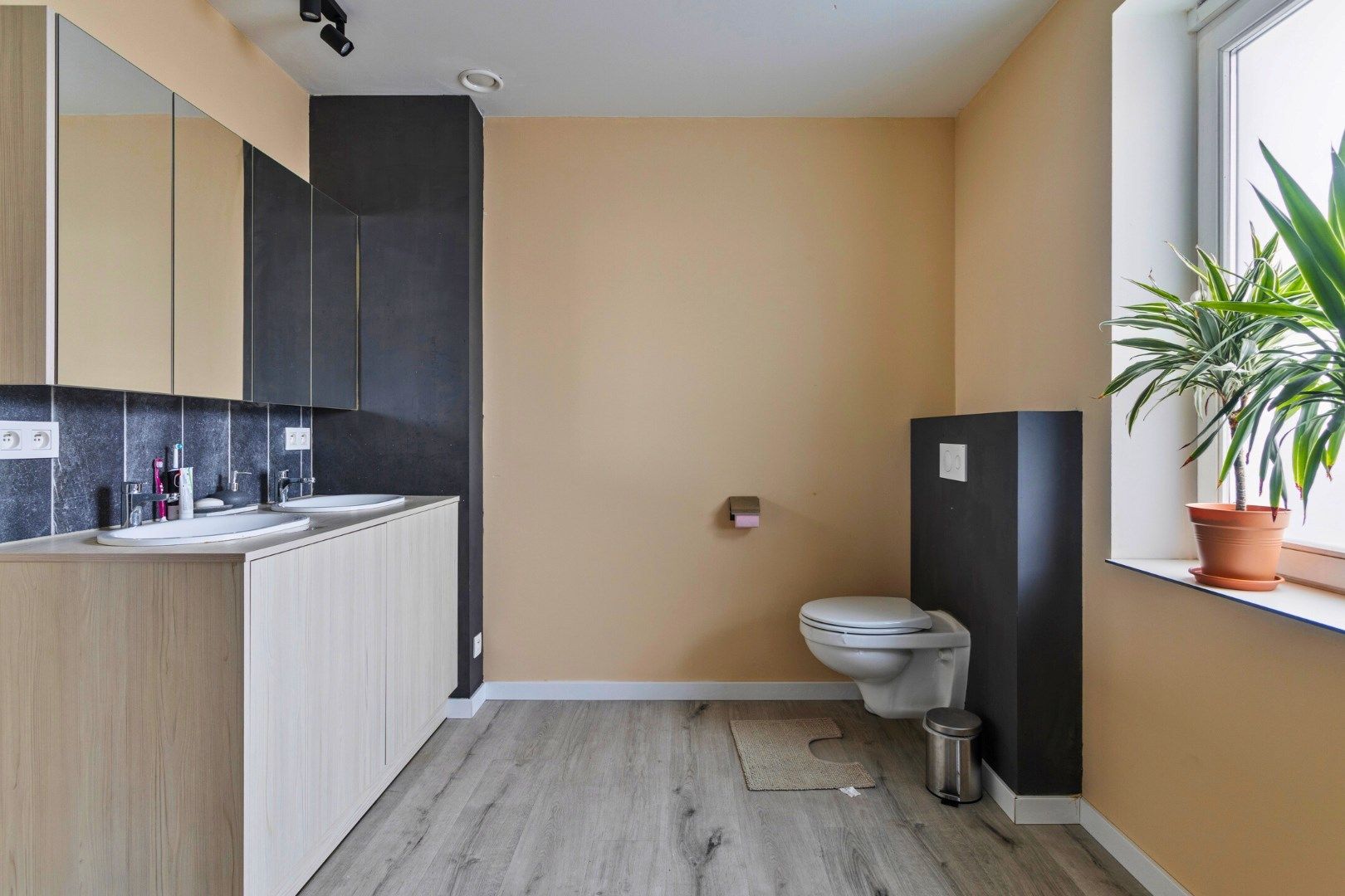 Ruime nieuwbouw met home-office, 3 slaapkamers, tuin met uitweg & garage. (aankoop aan 2% mogelijk!) foto 23