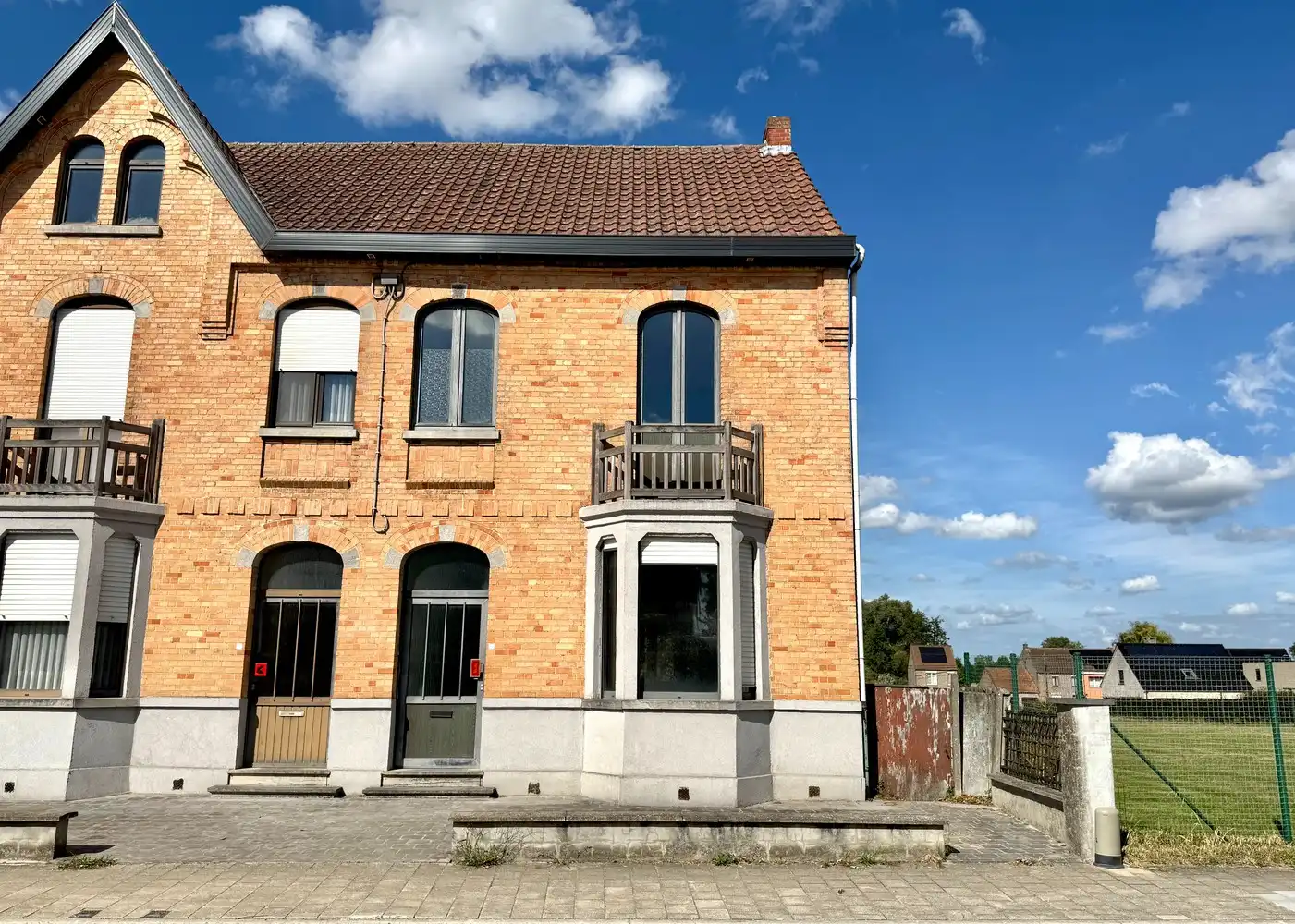 Hoofdfoto van de publicatie: Centraal gelegen woning!