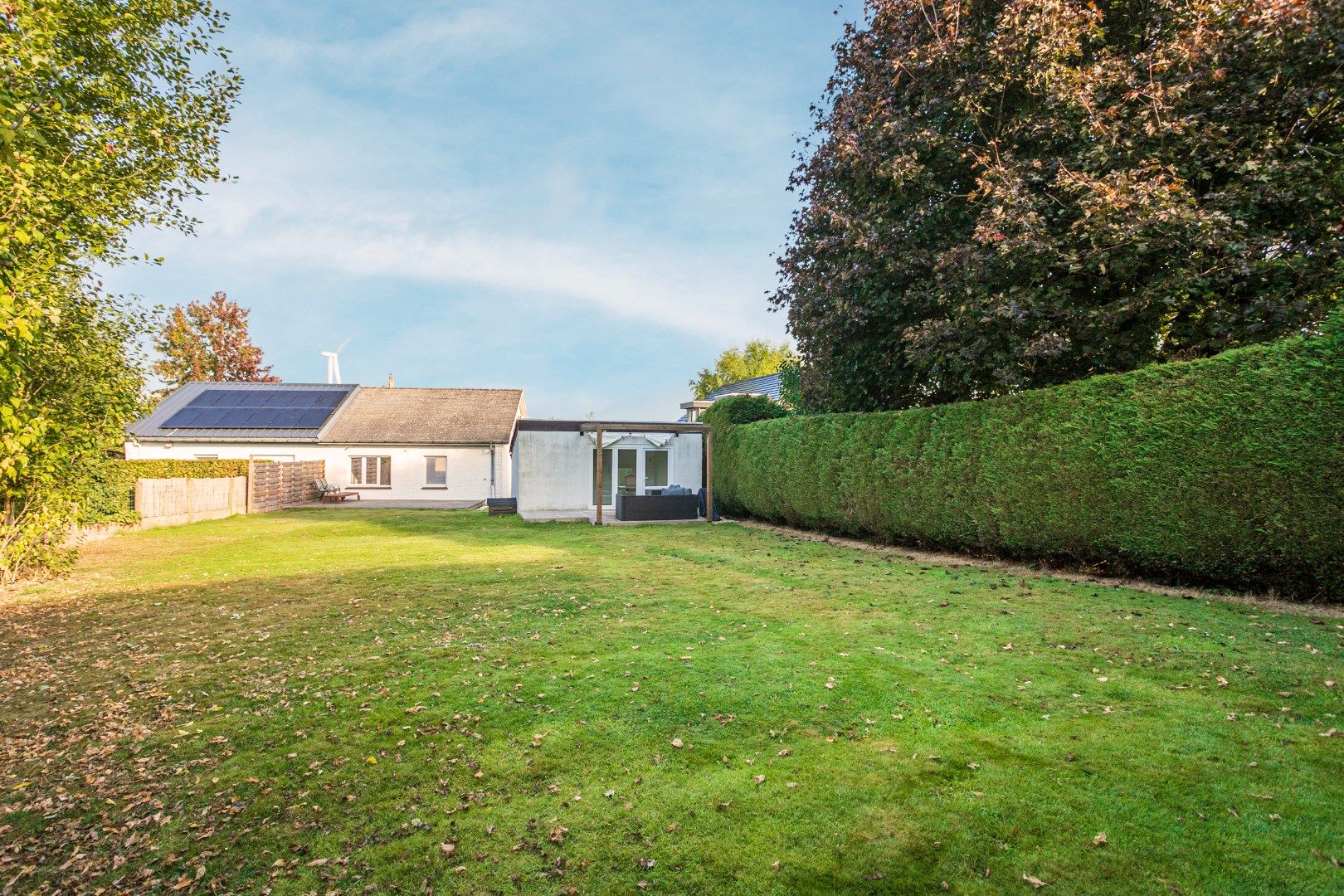 Rustig gelegen halfopen woning met tuin en garage foto 21