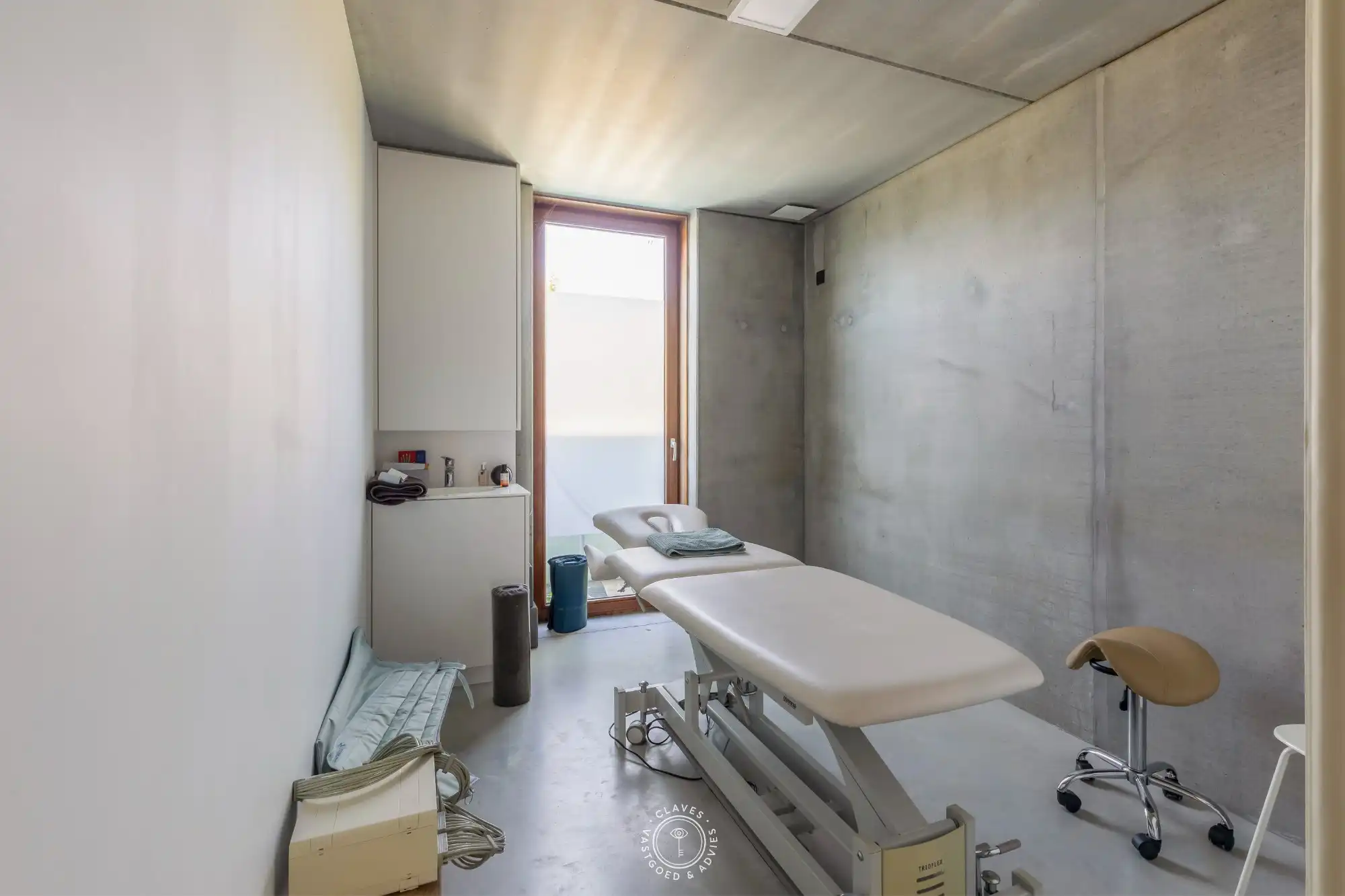 Architecturaal pareltje met praktijkruimte foto 23
