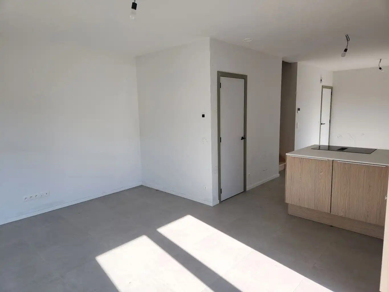 Halfopen BEN-woning met 3 slaapkamers, tuin en zolder foto 7