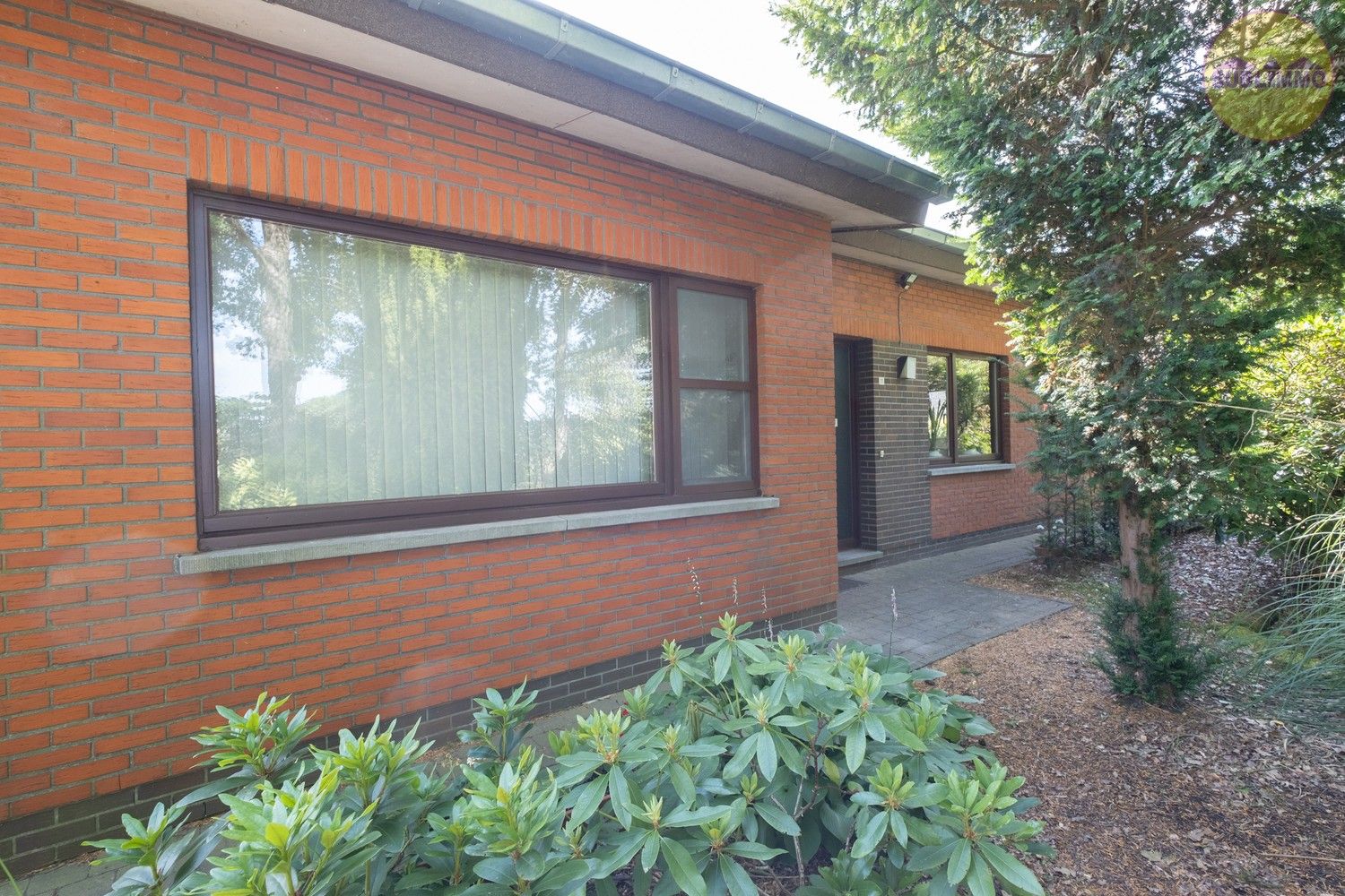 Gelijkvloerse woning op groen en landelijk perceel van 13a22 te Geel foto 2