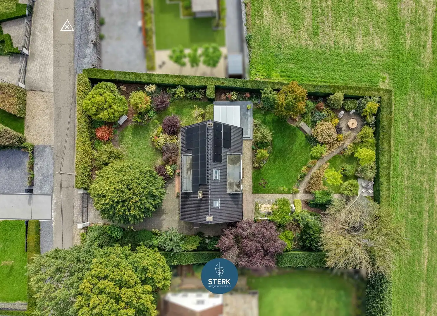 INSTAPKLARE VILLA MET EPC B OP ROYAAL PERCEEL VAN 12A 50CA NABIJ MAASTRICHT !  foto 3
