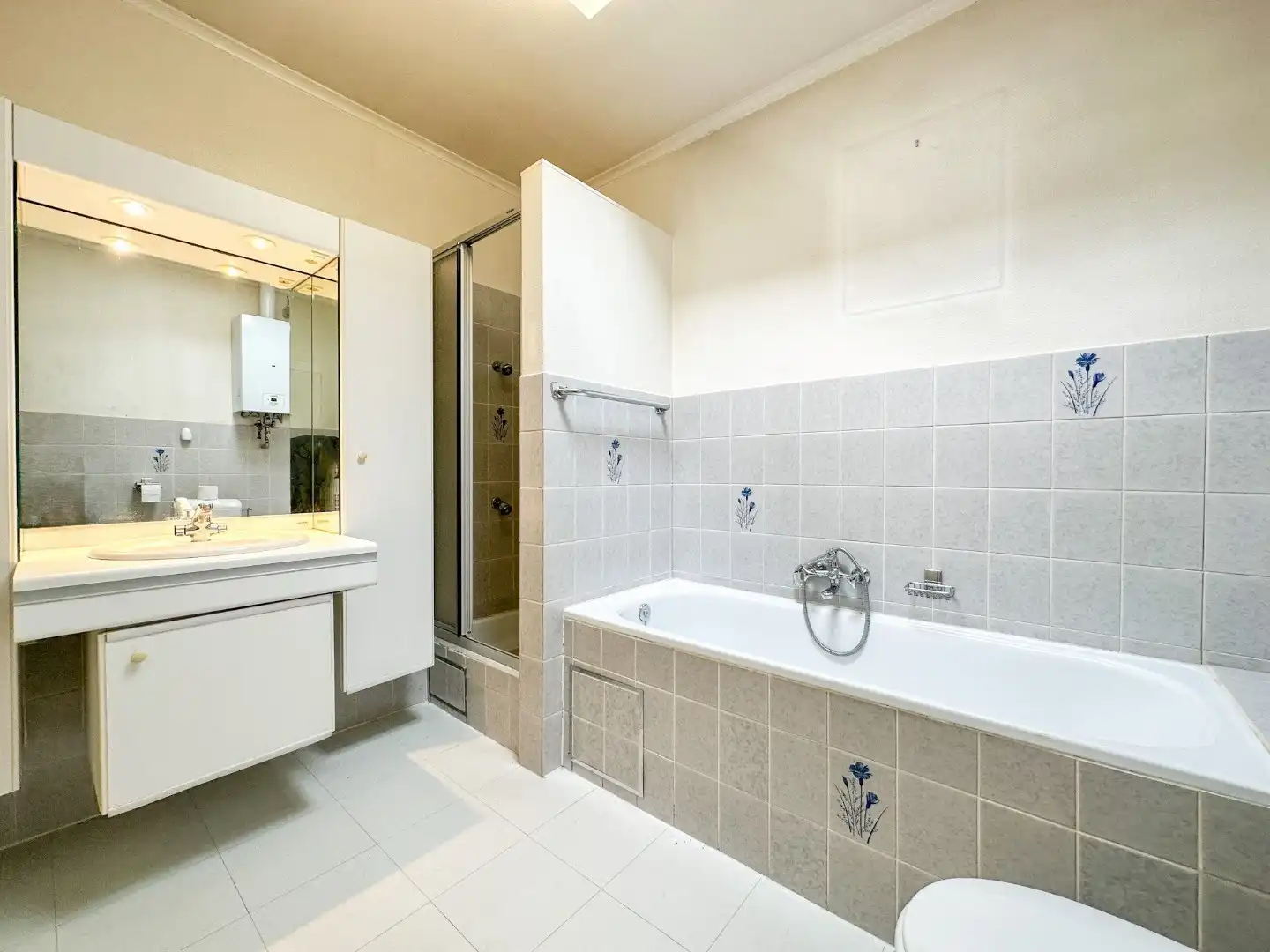 Stadswoning met private garage, terras en tuin, mét lift, Torhout foto 21