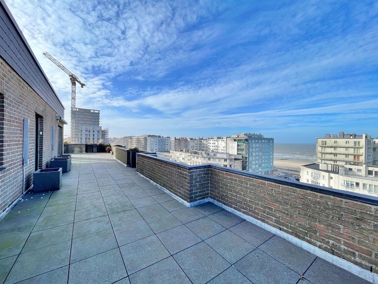 Hoofdfoto van de publicatie: Penthouse met zeezicht en garage te Oostende - Mariakerke