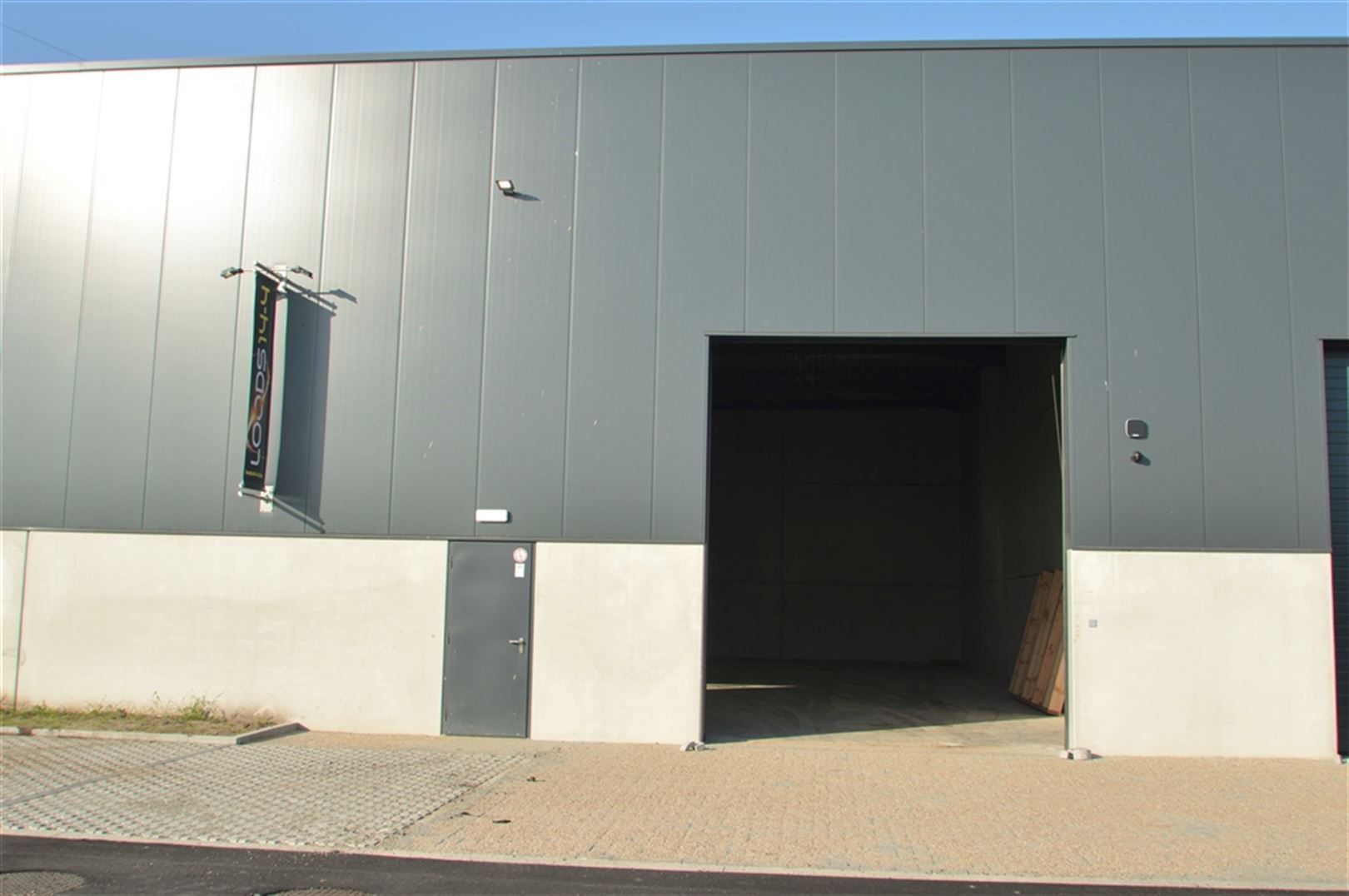 Nieuwbouw KMO units op strategische ligging  foto 9