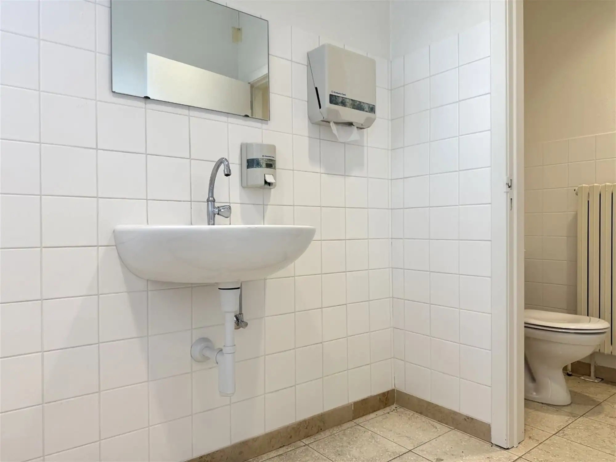 KANTOORRRUIMTE / DIENSTENRUIMTE / KABINET / PRAKTIJKRUIMTE op TOPLOCATIE foto 8
