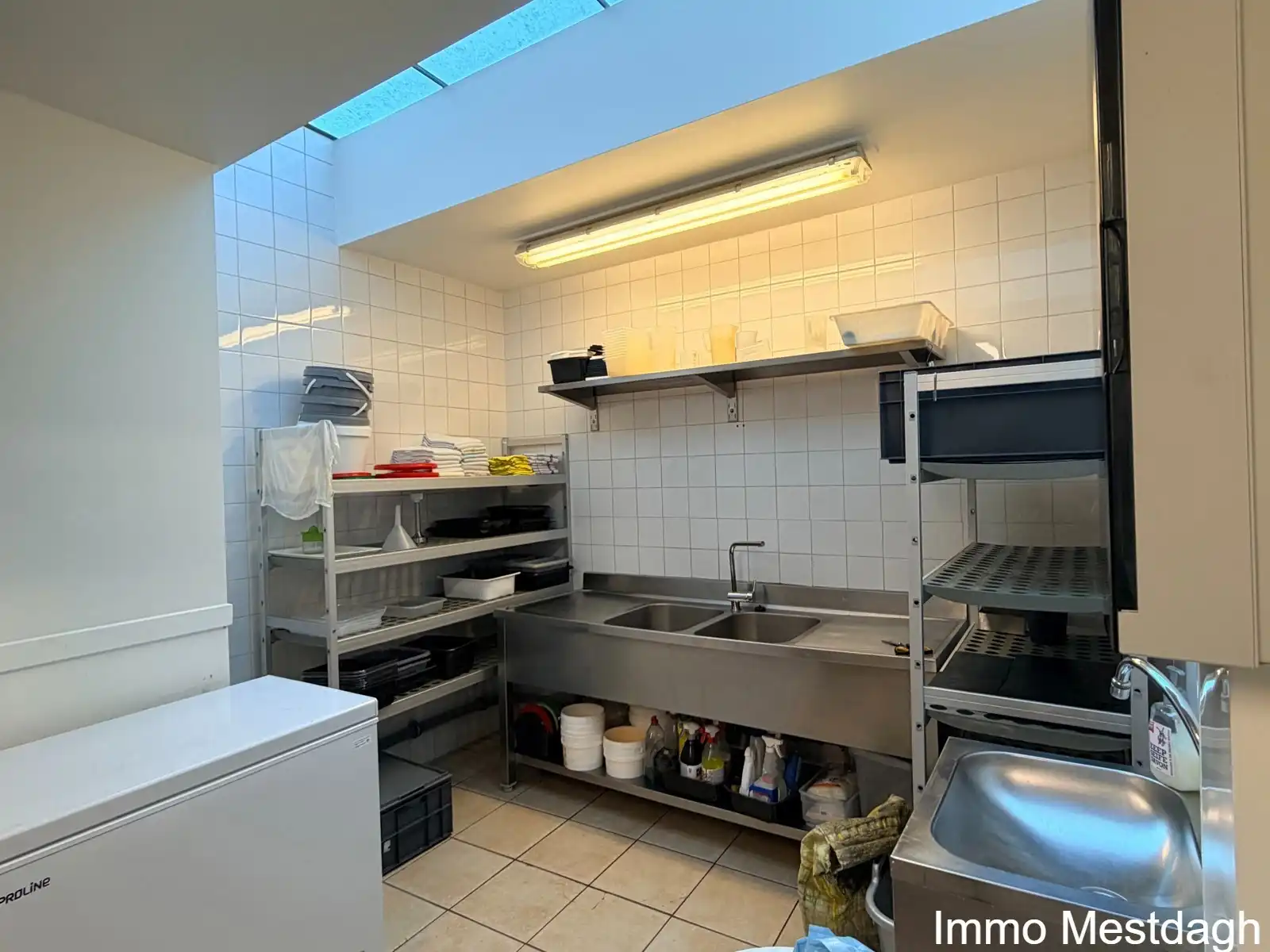 Uitstekend gelegen handelsgelijkvloers met maximale visibiliteit in het centrum van Diest foto 13
