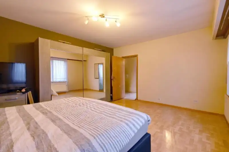 Duplex met 4 slaapkamers foto 14