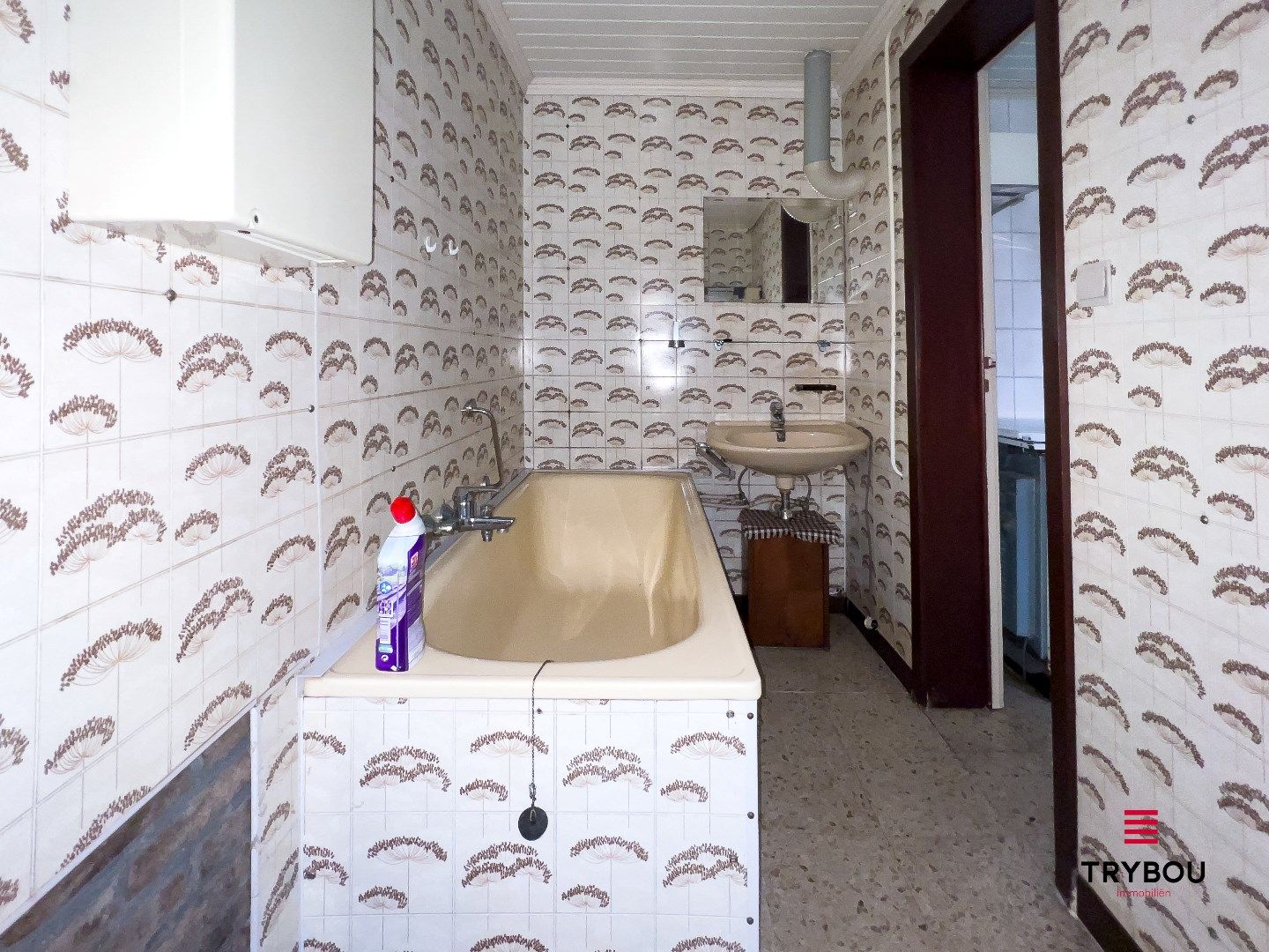 Te renoveren woning in centrum van Houthulst op perceel van 1042m² foto 10