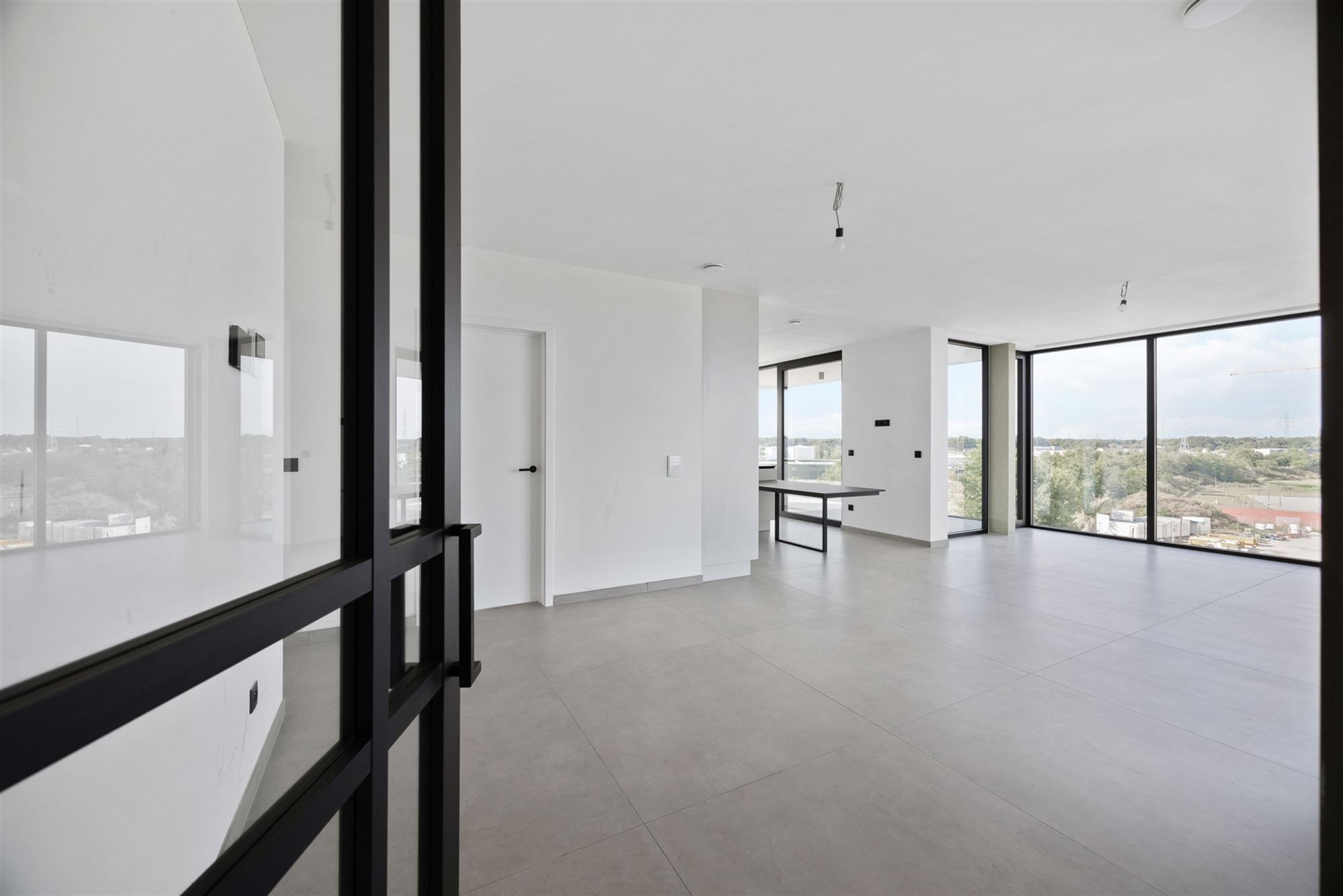 PENTHOUSE APPARTEMENT VAN 126M² MET FENOMENAAL UITZICHT, 2 SLAAPKAMERS EN TERRASSEN MET MOGELIJKHEID TOT AANKOOP 6% BTW! foto 5
