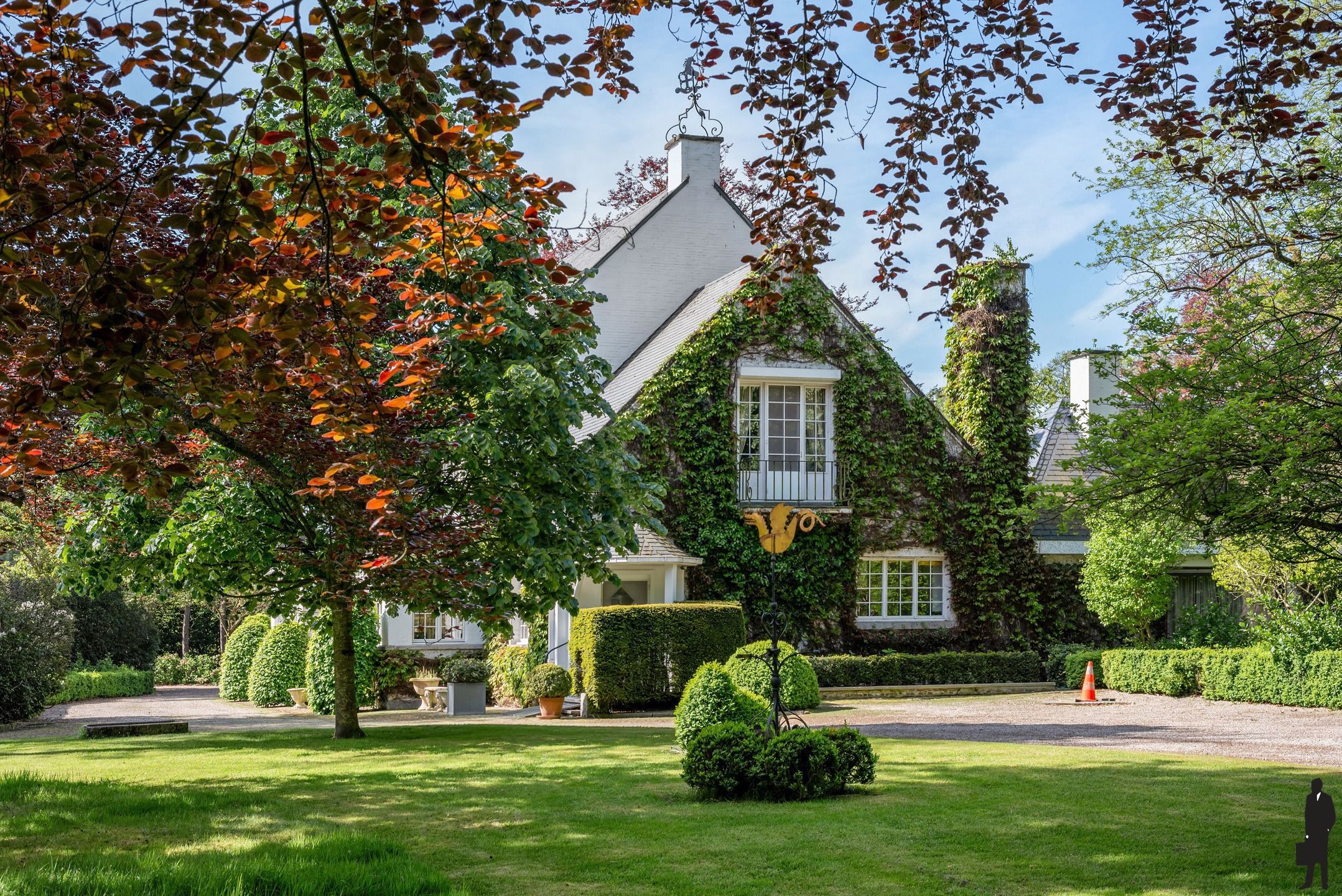 Uniek domein "Hof Van Lachenen" met 2 villa's te koop in Lier.  foto 46