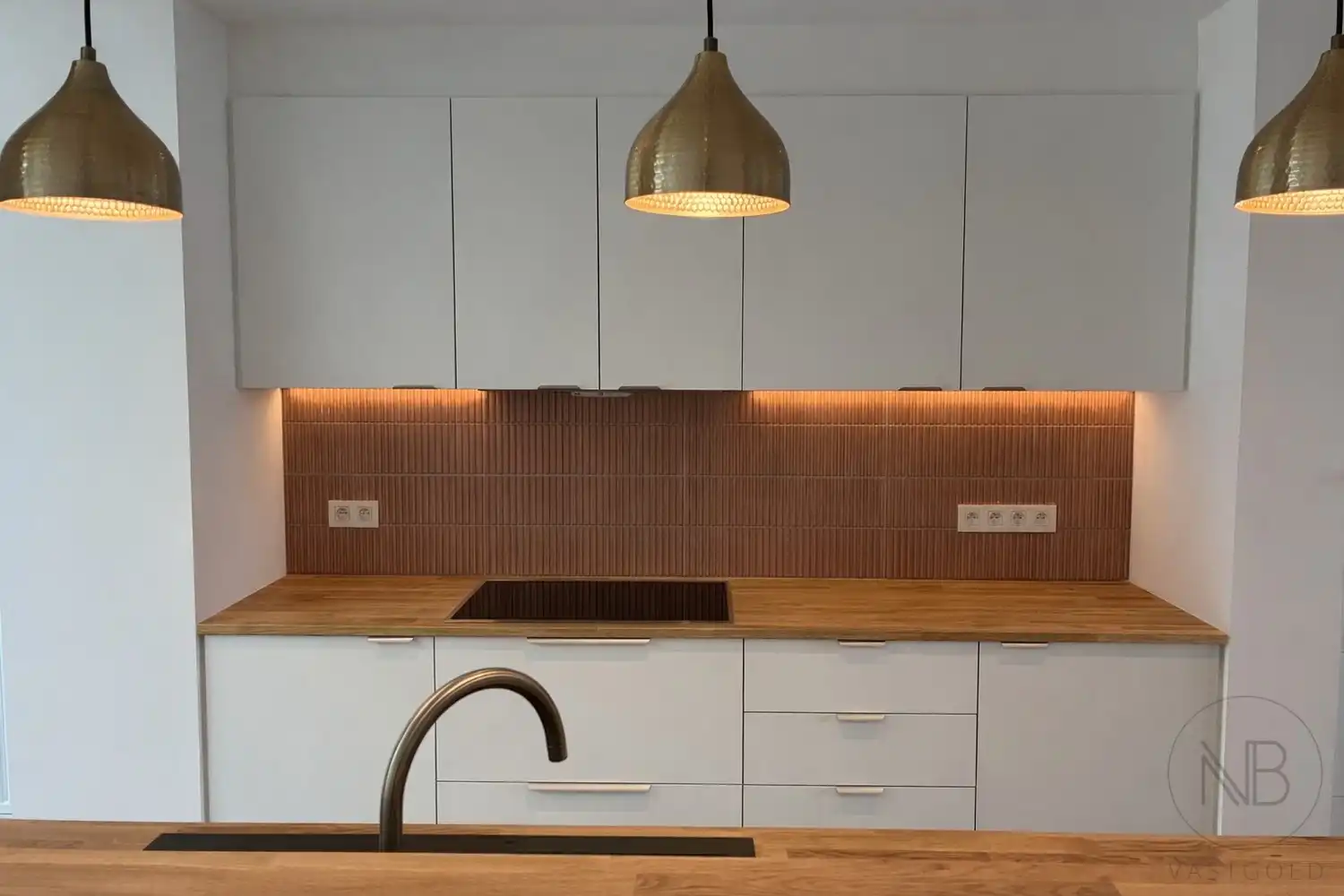 Instapklare en gerenoveerde woning in Genk foto 4