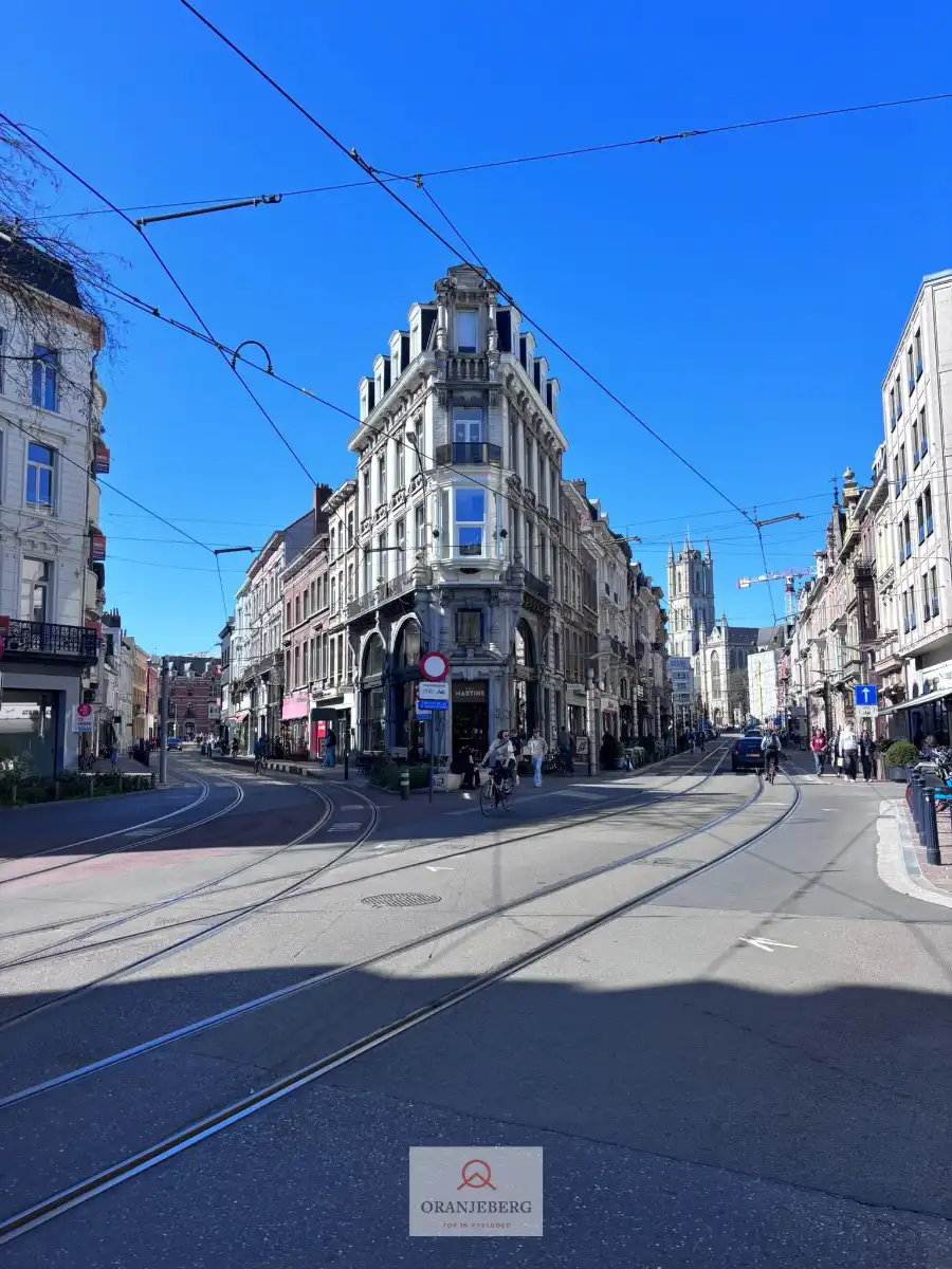 TOP gelegen handelspand foto 19