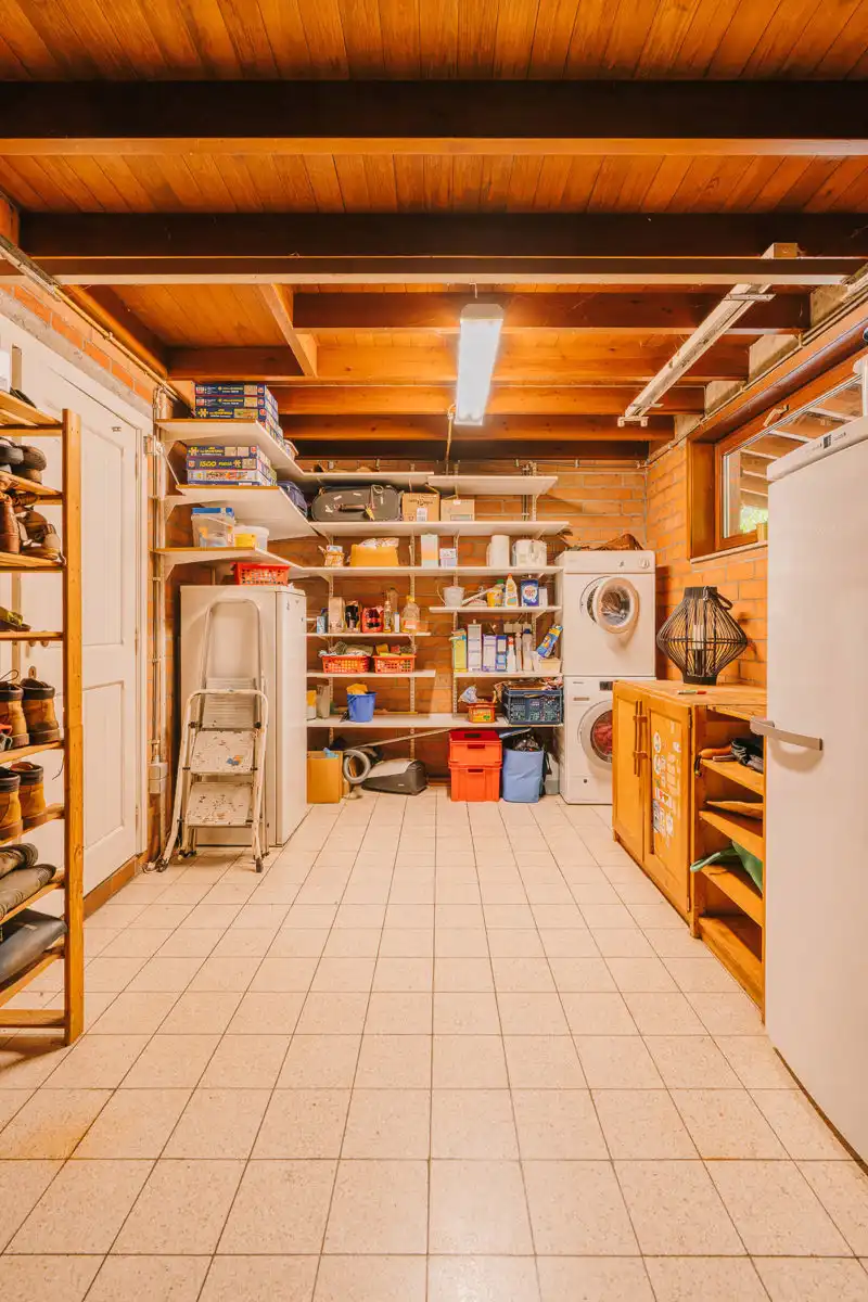 Gezellige en ruime laagbouwvilla met veel potentieel foto 31