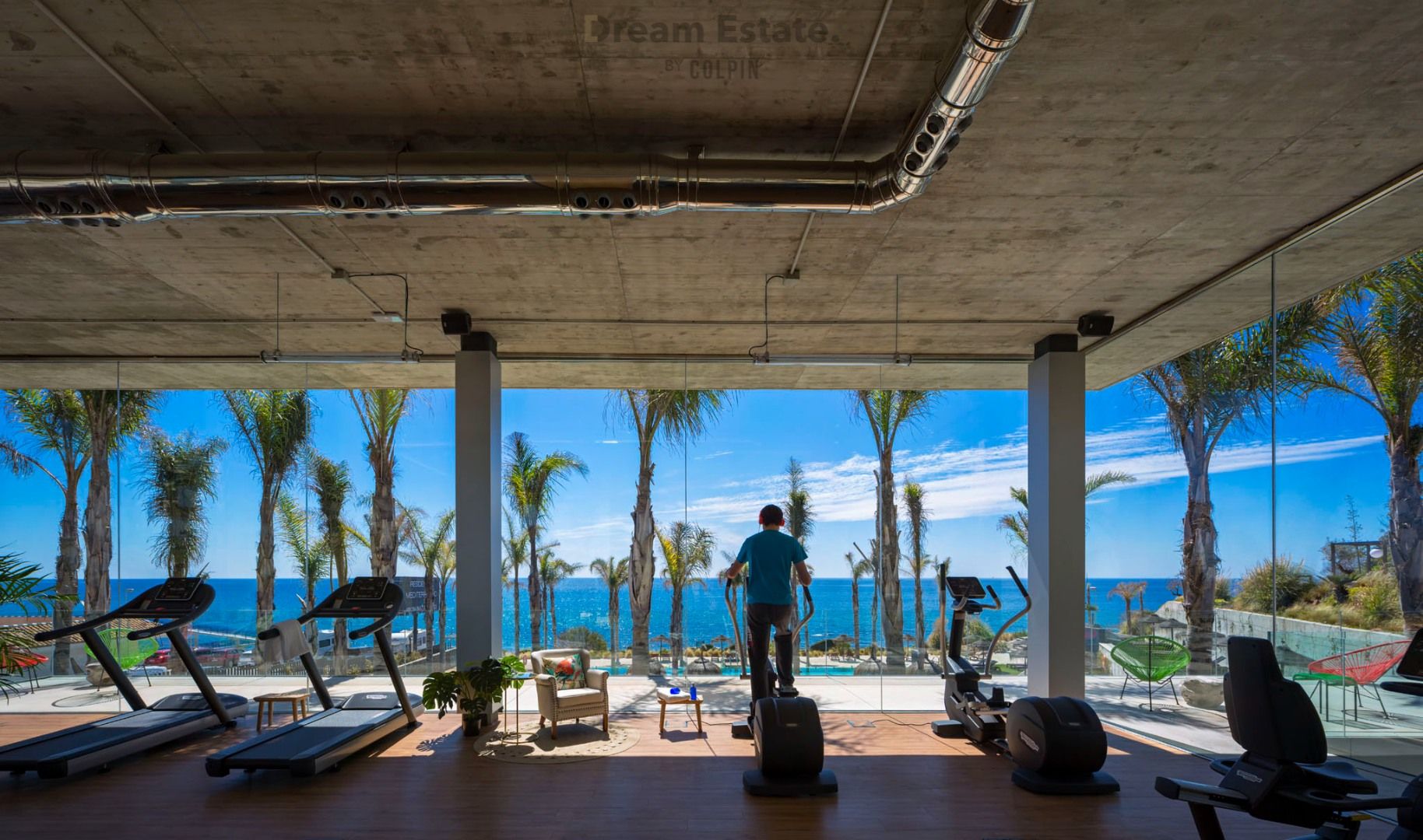 Nieuwe appartementen op een steenworp van strand en zee. foto 13