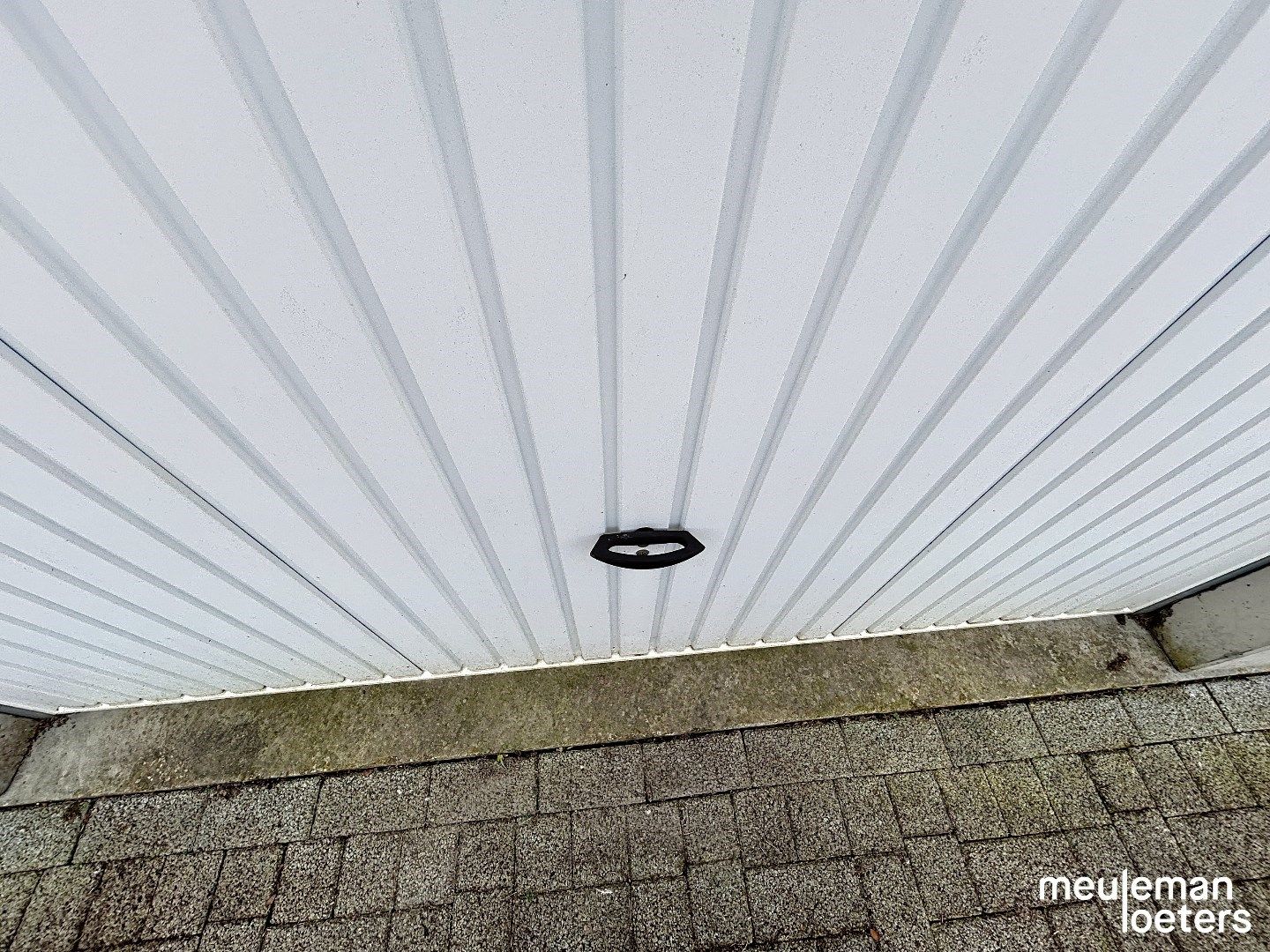 Vlot bereikbare garagebox in centrum foto 8