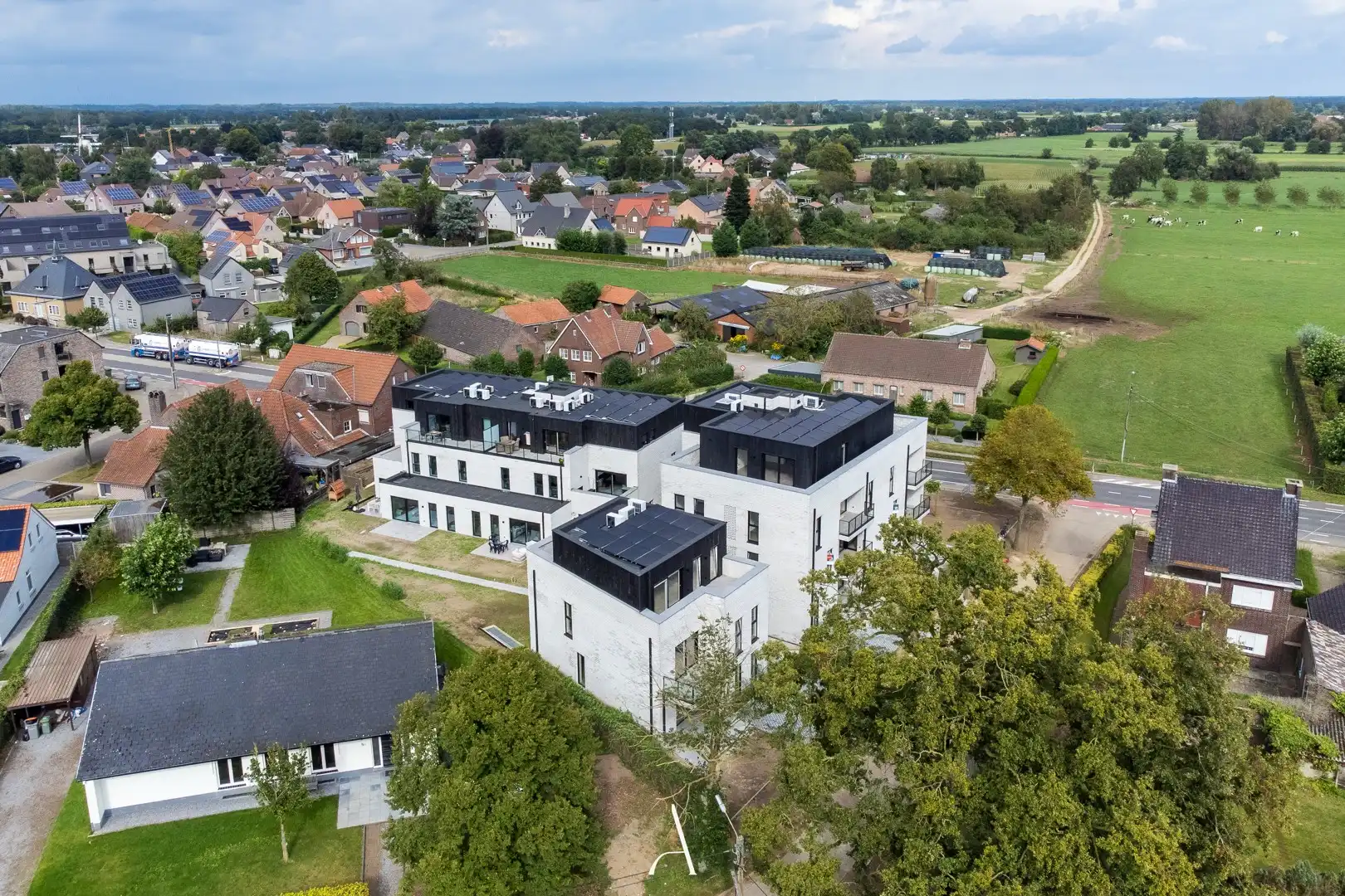 Te huur - Recent en energiezuinig 2-slaapkamerappartement met ondergrondse autostandplaats foto 10