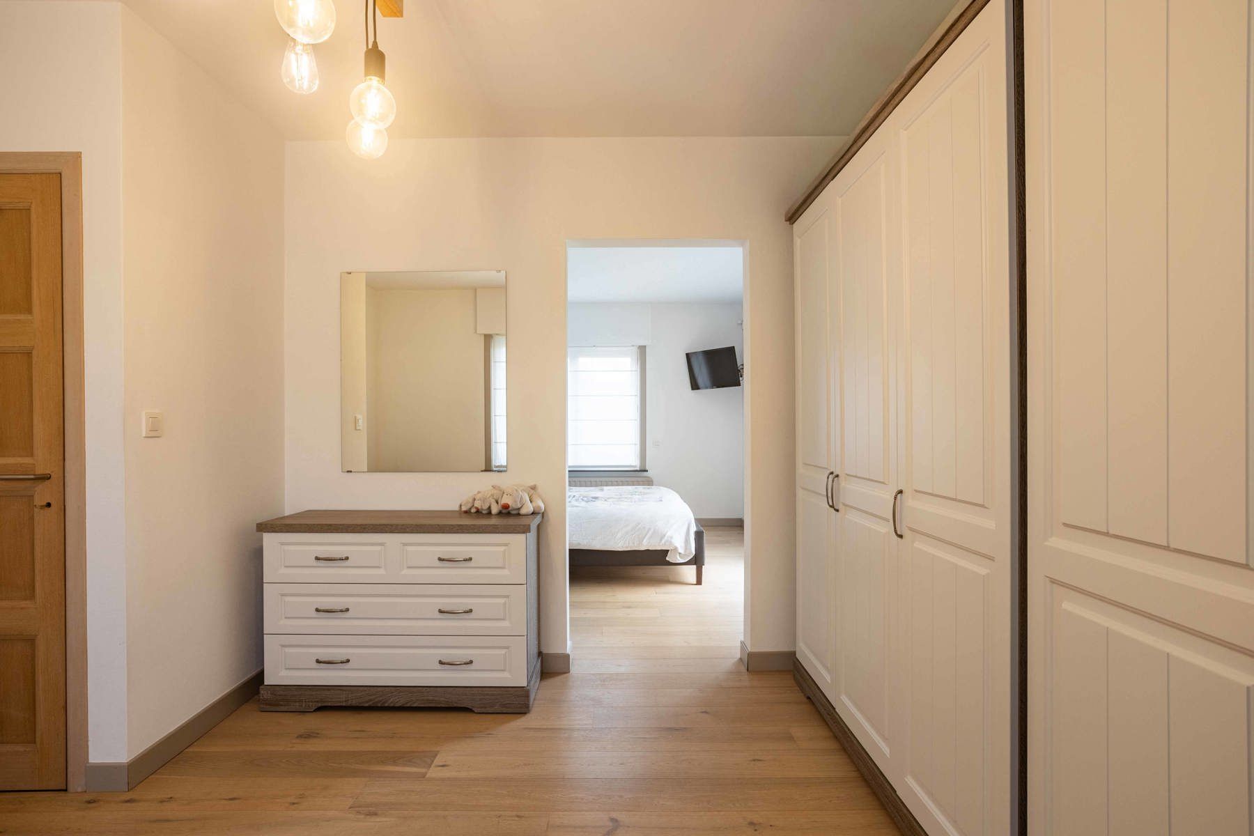 Recent verbouwde bungalow dichtbij centrum  foto 17