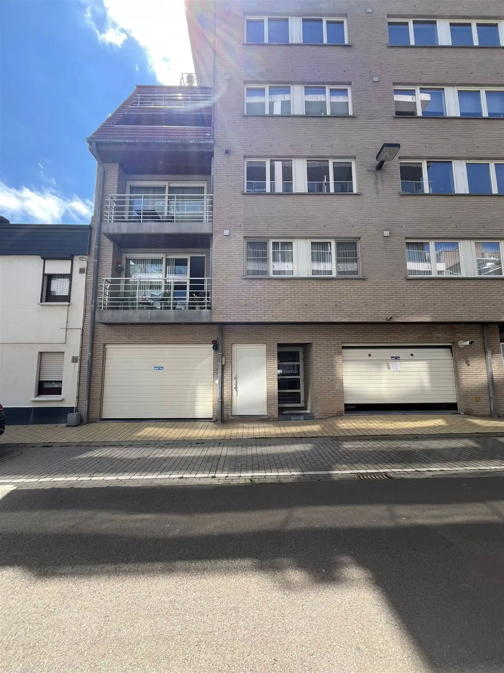 Autostaanplaats foto 6