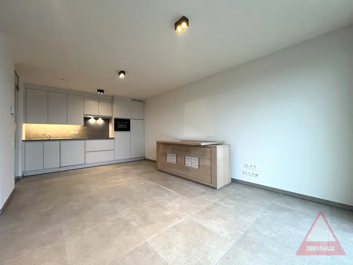 Zonnebeke – Instapklaar appartement met zicht op de voetbalvelden foto 3