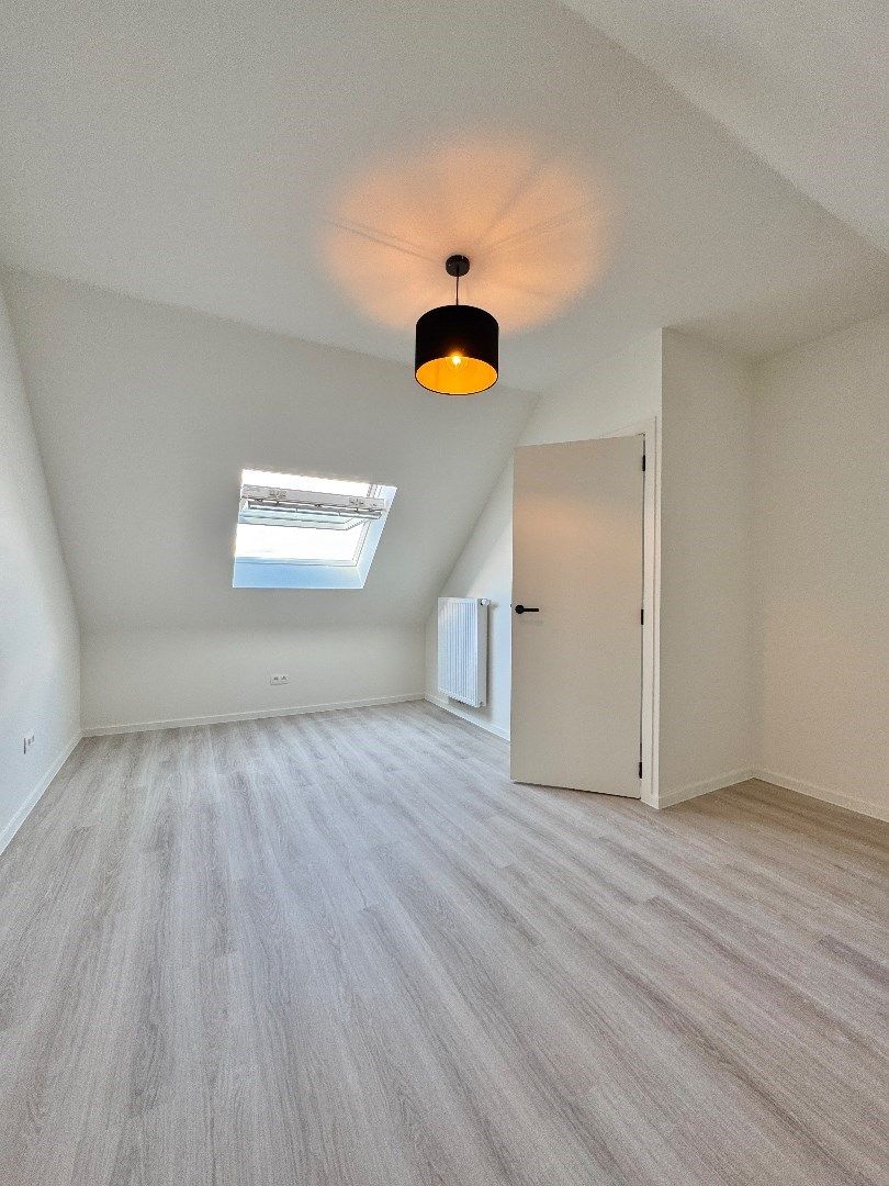 Nieuwe woning met 3 kamers en volle uitweg foto 16