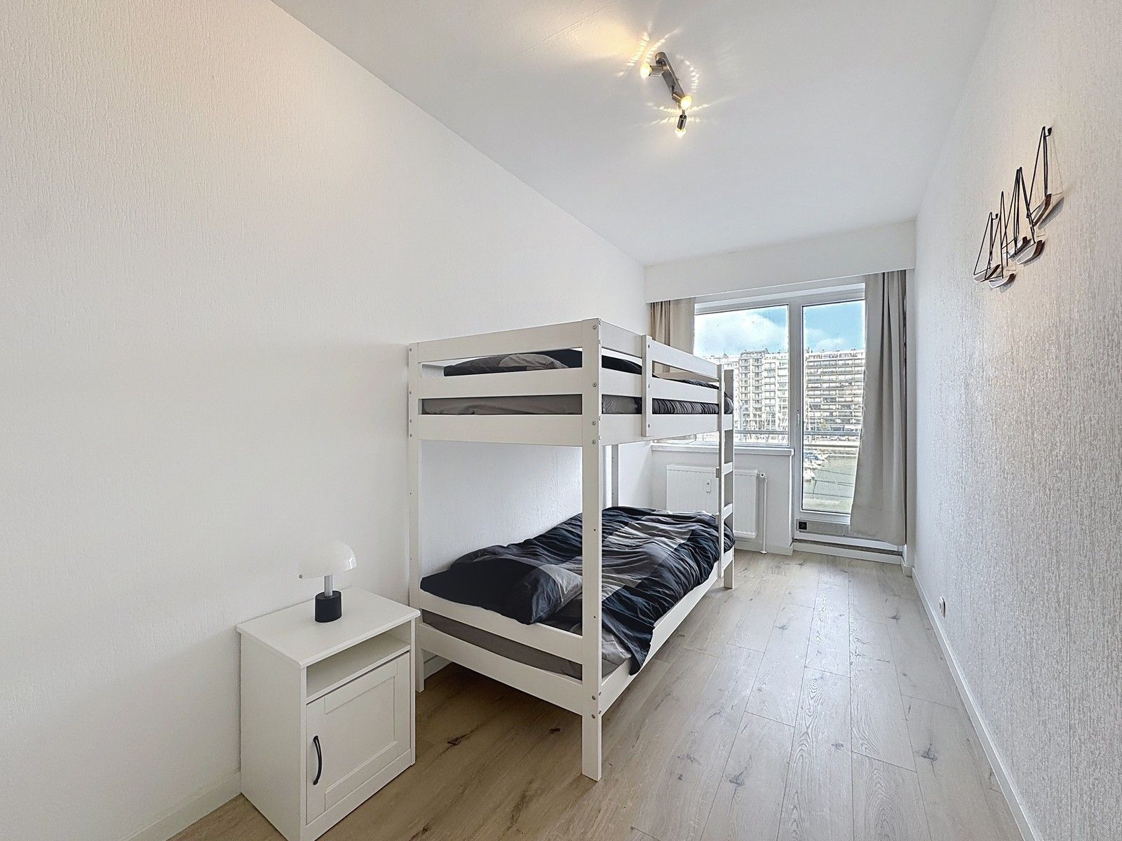 GERENOVEERD gemeubeld appartement aan de JACHTHAVEN met 3 slpks én 3 terrassen! foto 15