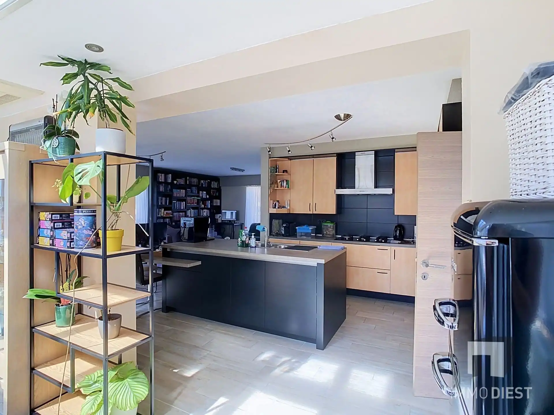 Unieke duurzame woning met 5 slaapkamers foto 9