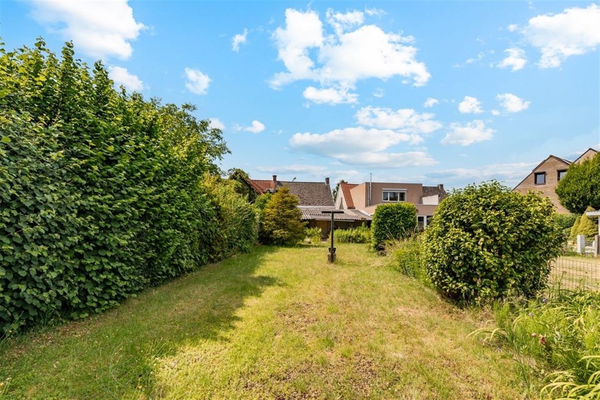 Woning met grote tuin (Perceel van 654 m²)  foto 14