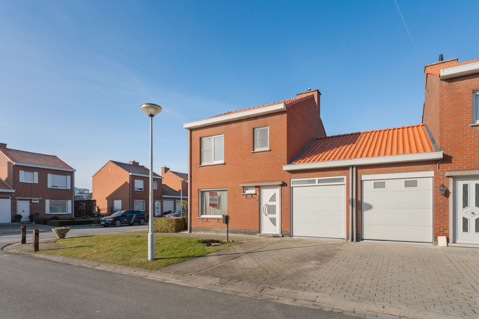 Instapklare gezinswoning met tuin in het hart van Ardooie! foto 18