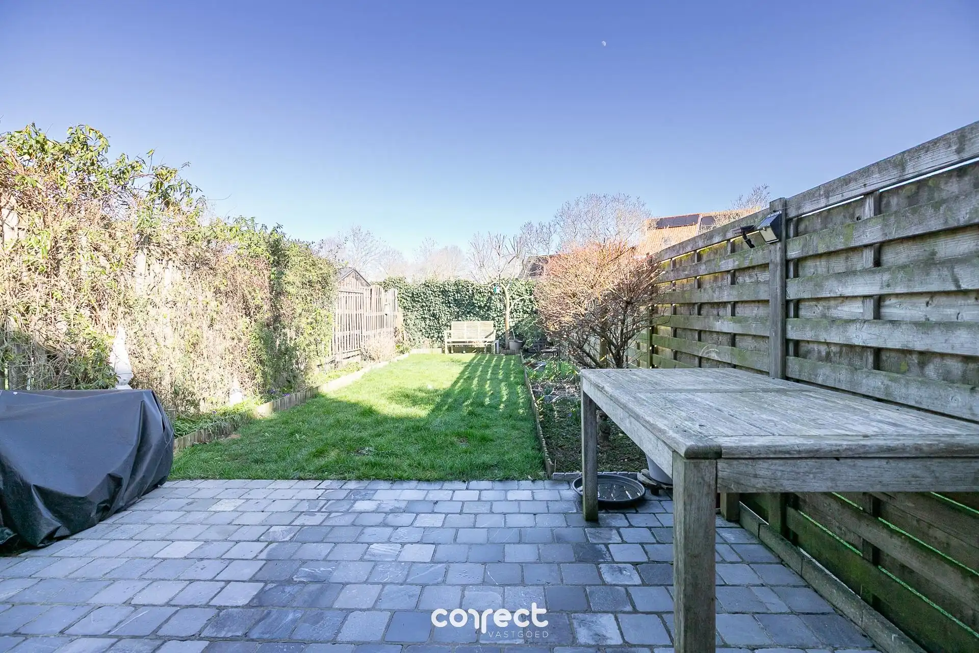 Instapklare woning met 3 slaapkamers en tuin. foto 15