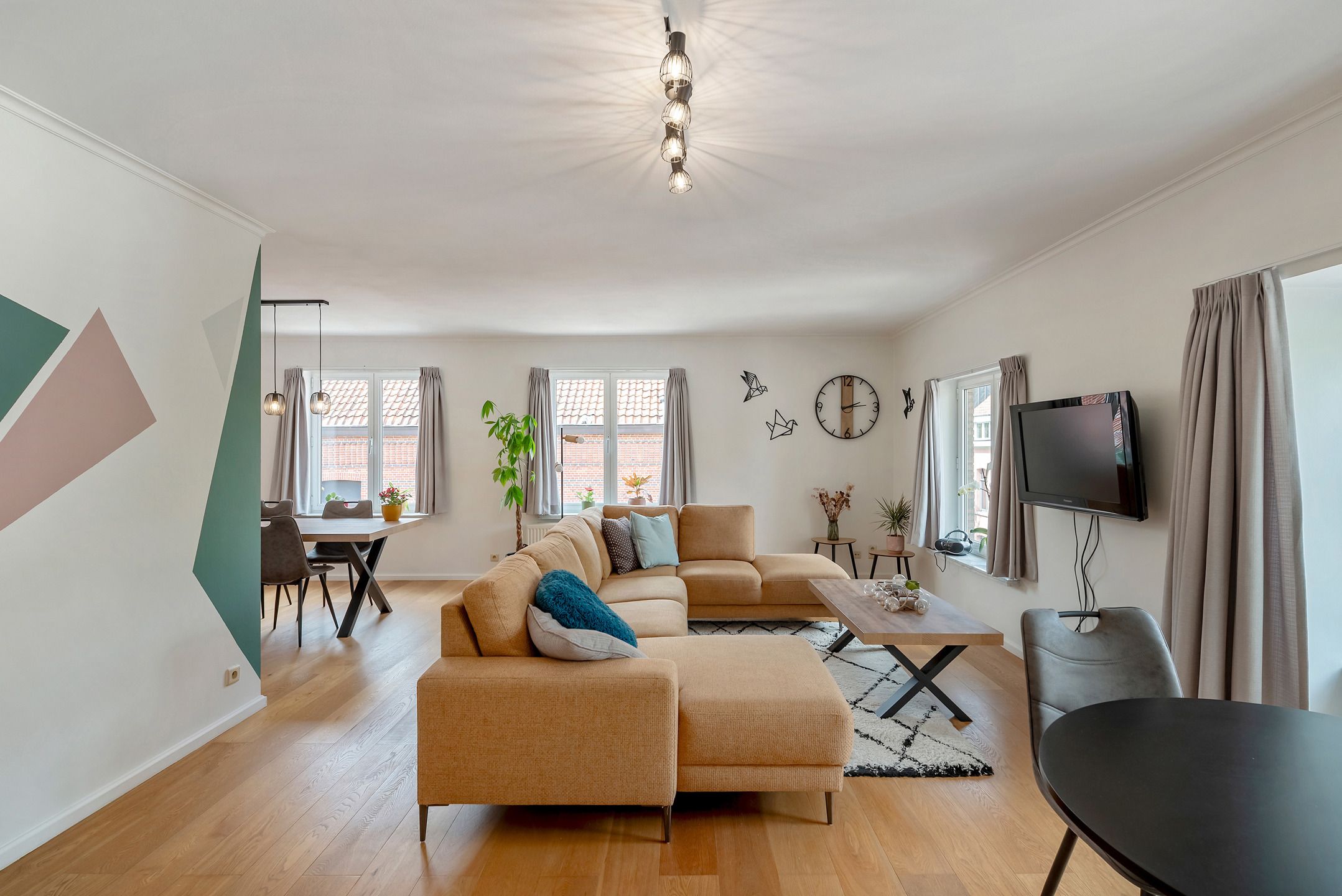 Instapklaar appartement van ca. 155 m² met 3 slks ! foto 4