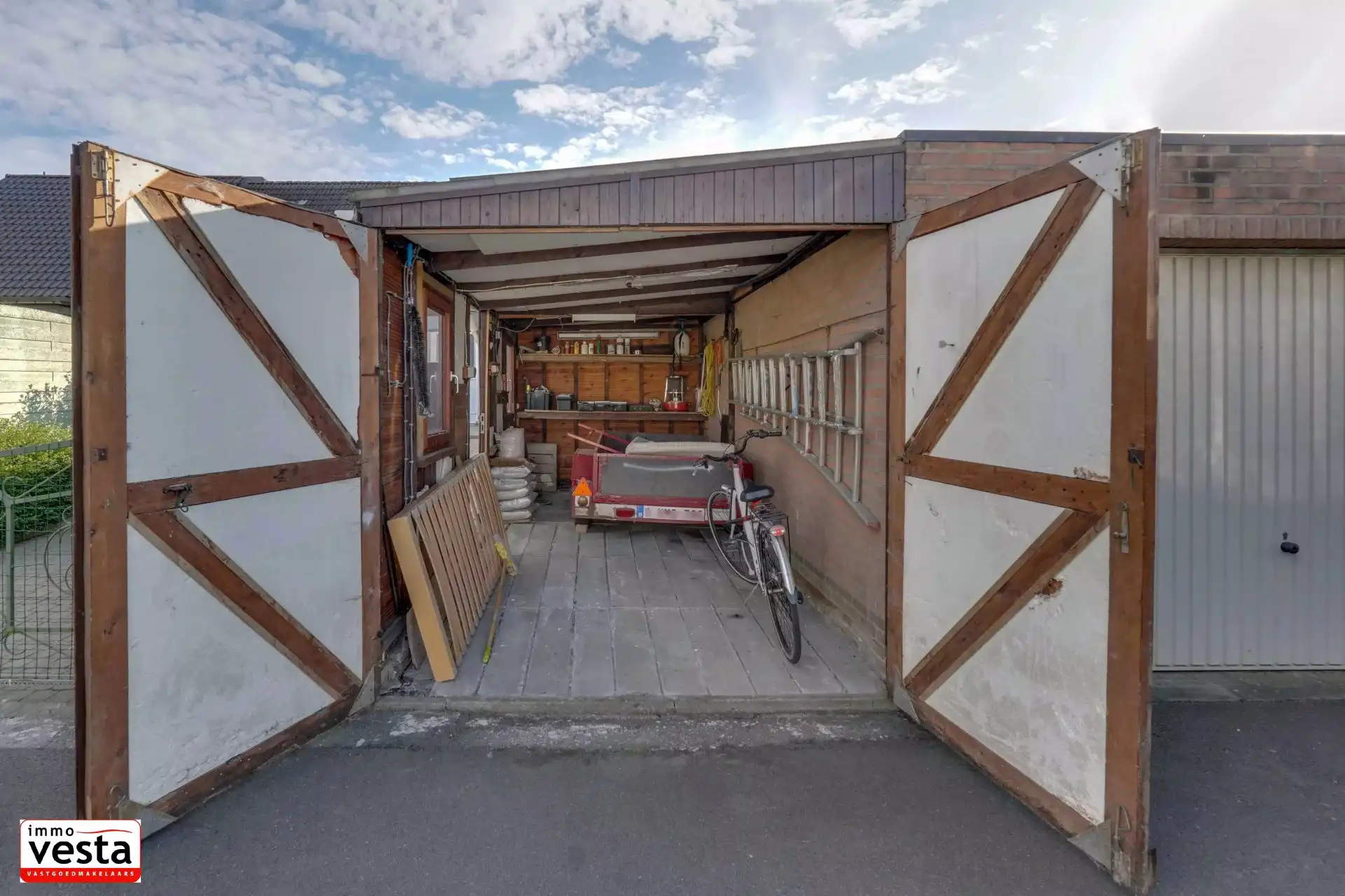 Instapklare woning met garage foto 18