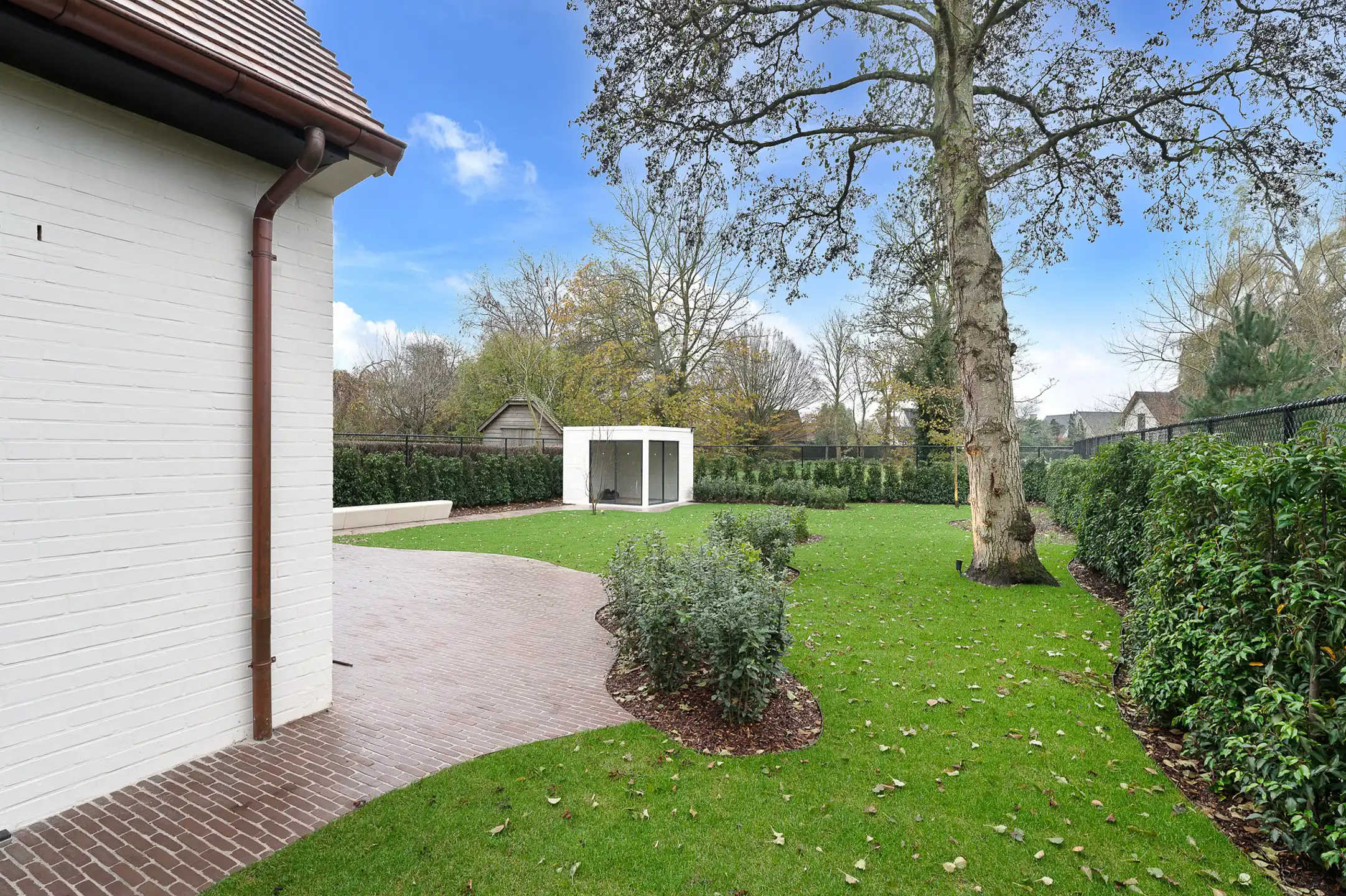 Alleenstaande villa, gelegen in een residentiële omgeving foto 47