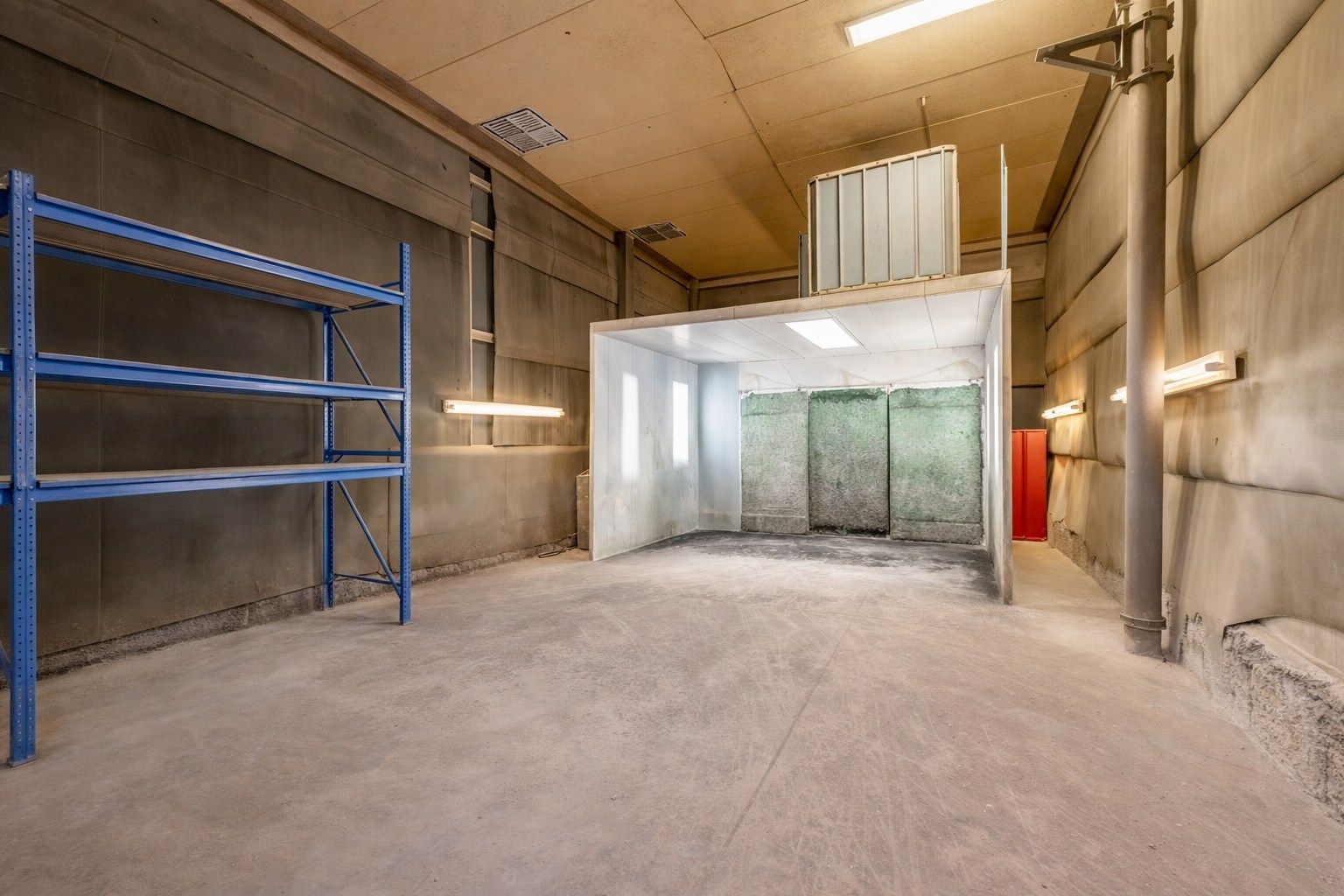 ATELIER | LOODS MET BUREEL | 784 m²  foto 9