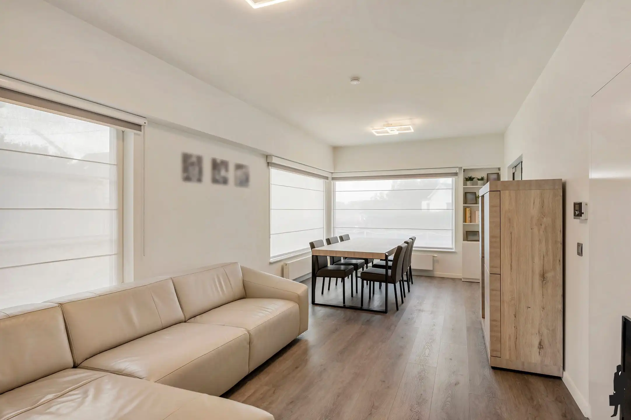 Instapklare open bebouwing met inpandige garage en zonnige tuin op 692 m². foto 5