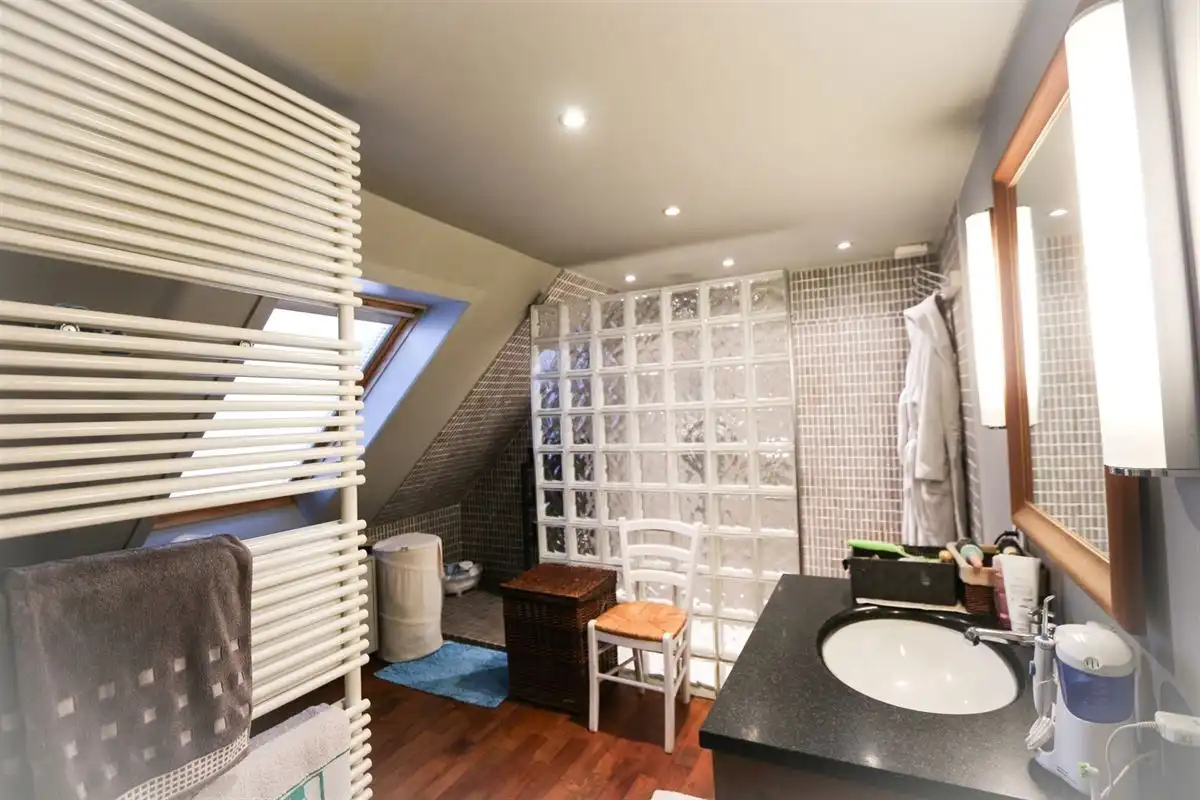 Rendabel Restaurant met woonst op Toplocatie foto 8