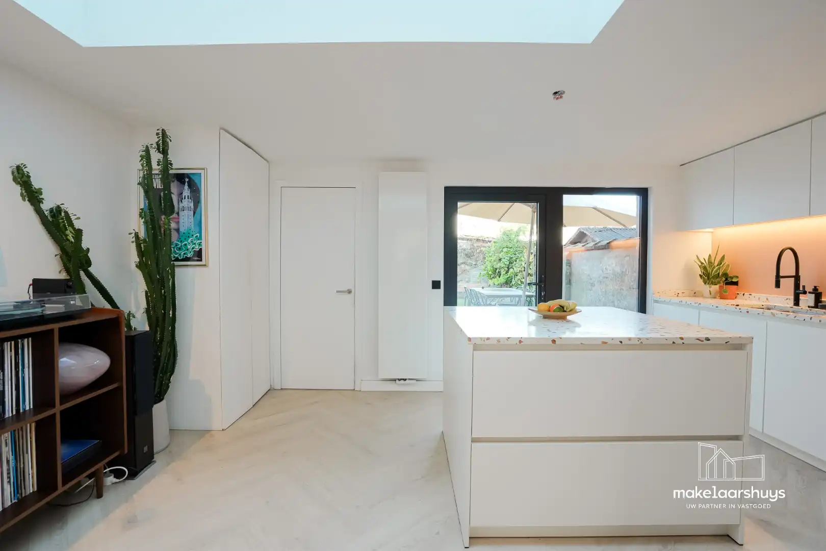 Gunstig gelegen instapklare woning met 4 slpk en tuin foto 10
