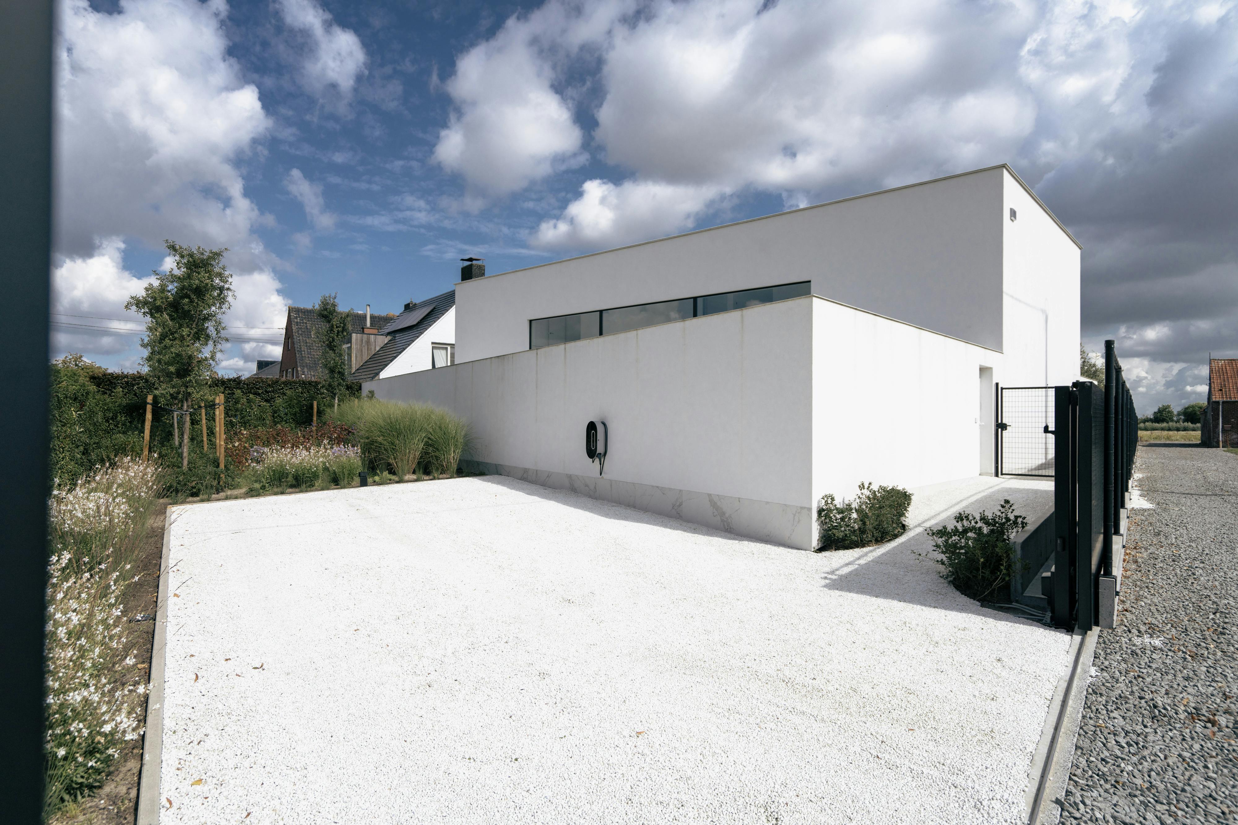 Hypermoderne strakke villa met zwembad nabij Roeselare foto 46