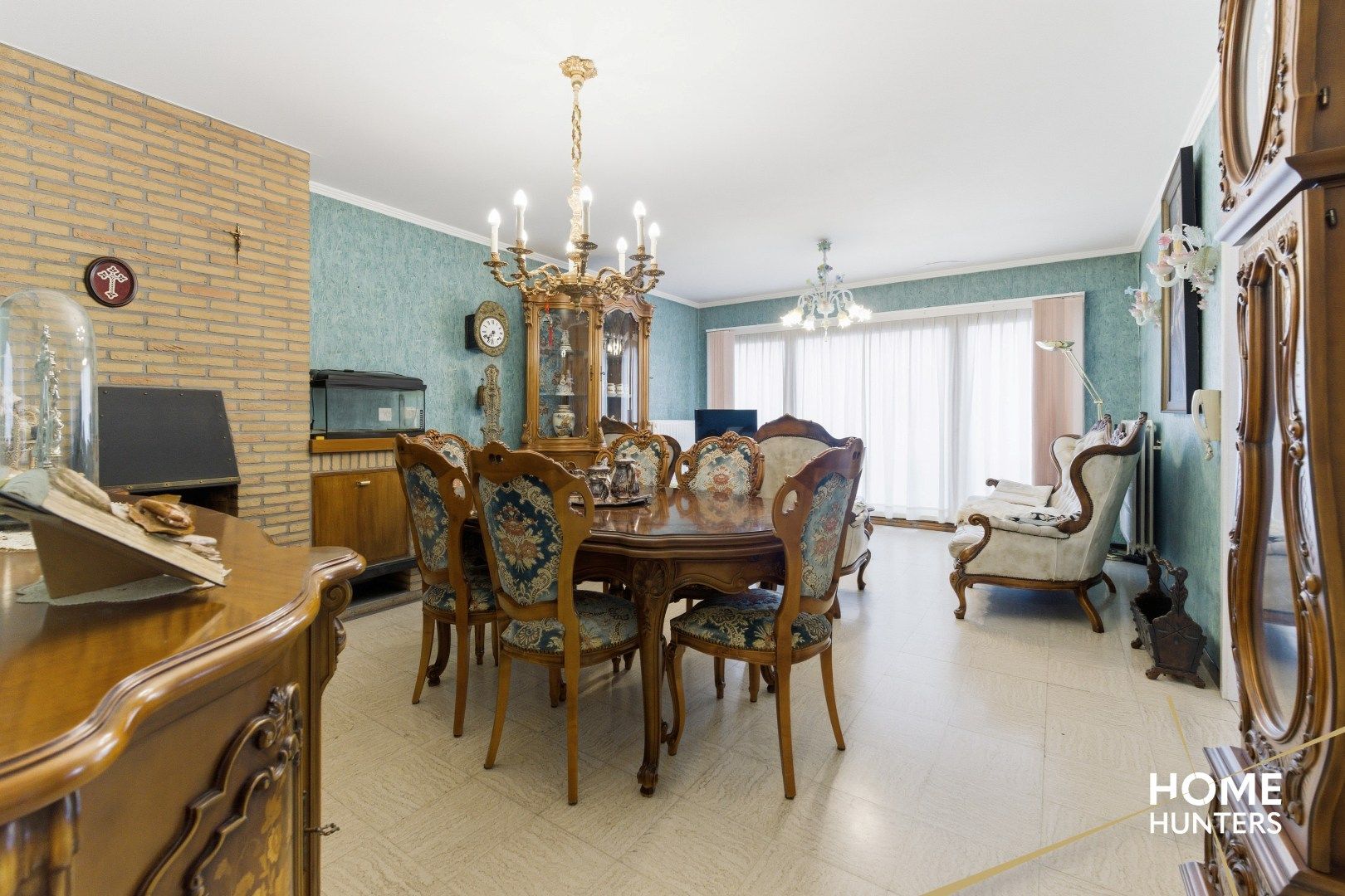 Lichtrijk 2-slaapkamerappartement op gunstige ligging te Ieper foto 5