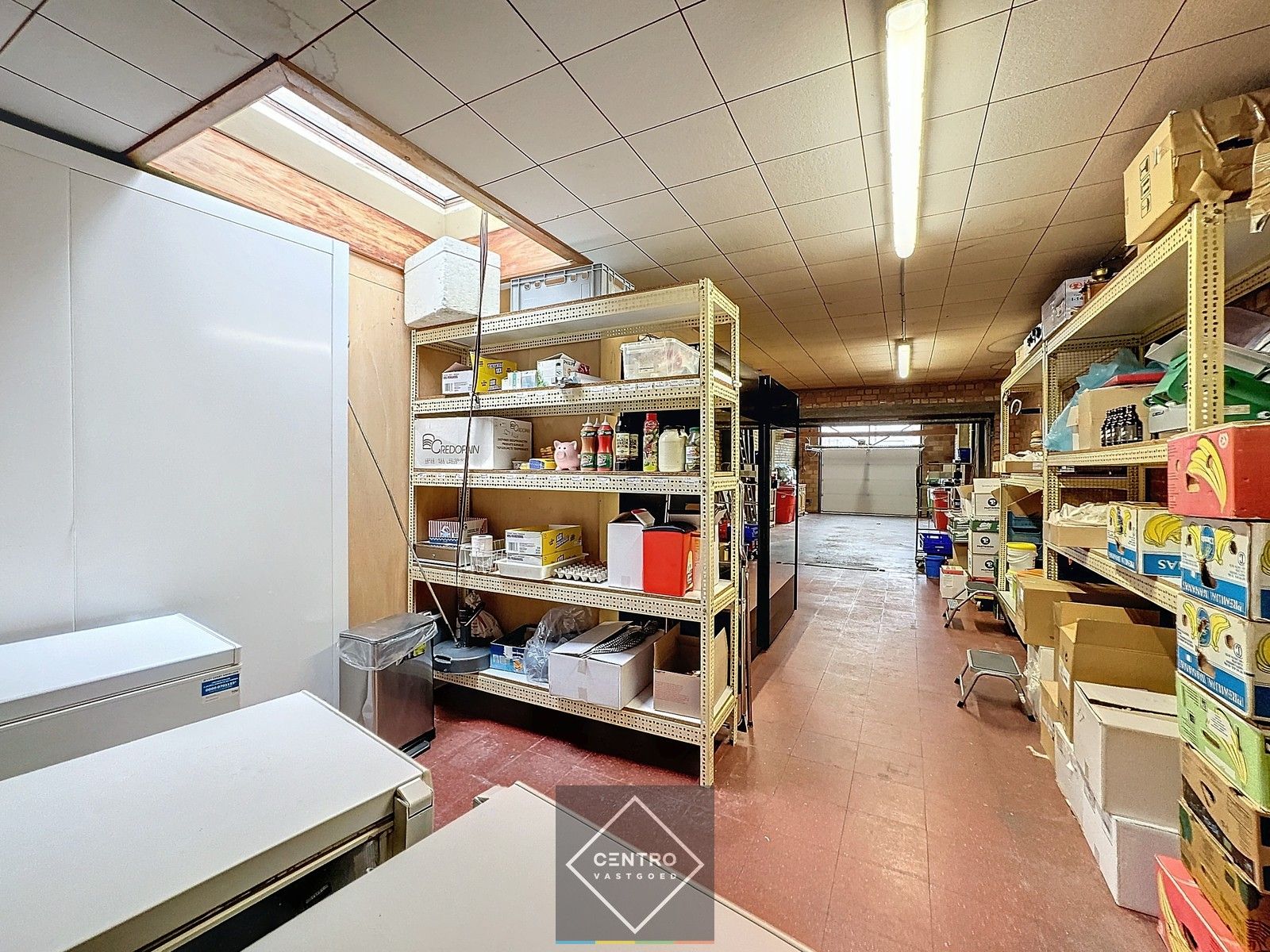 PERFECT INGERICHTE en GOED draaiende frituur met opslagruimte! foto 21