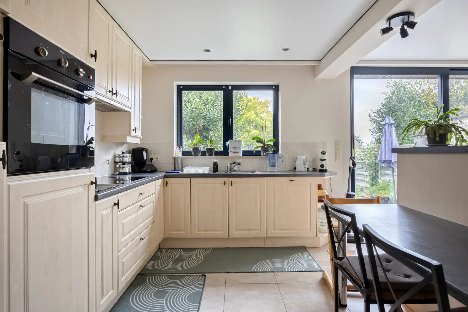 Instapklare woning met 3 slaapkamers te Schepdaal foto 3