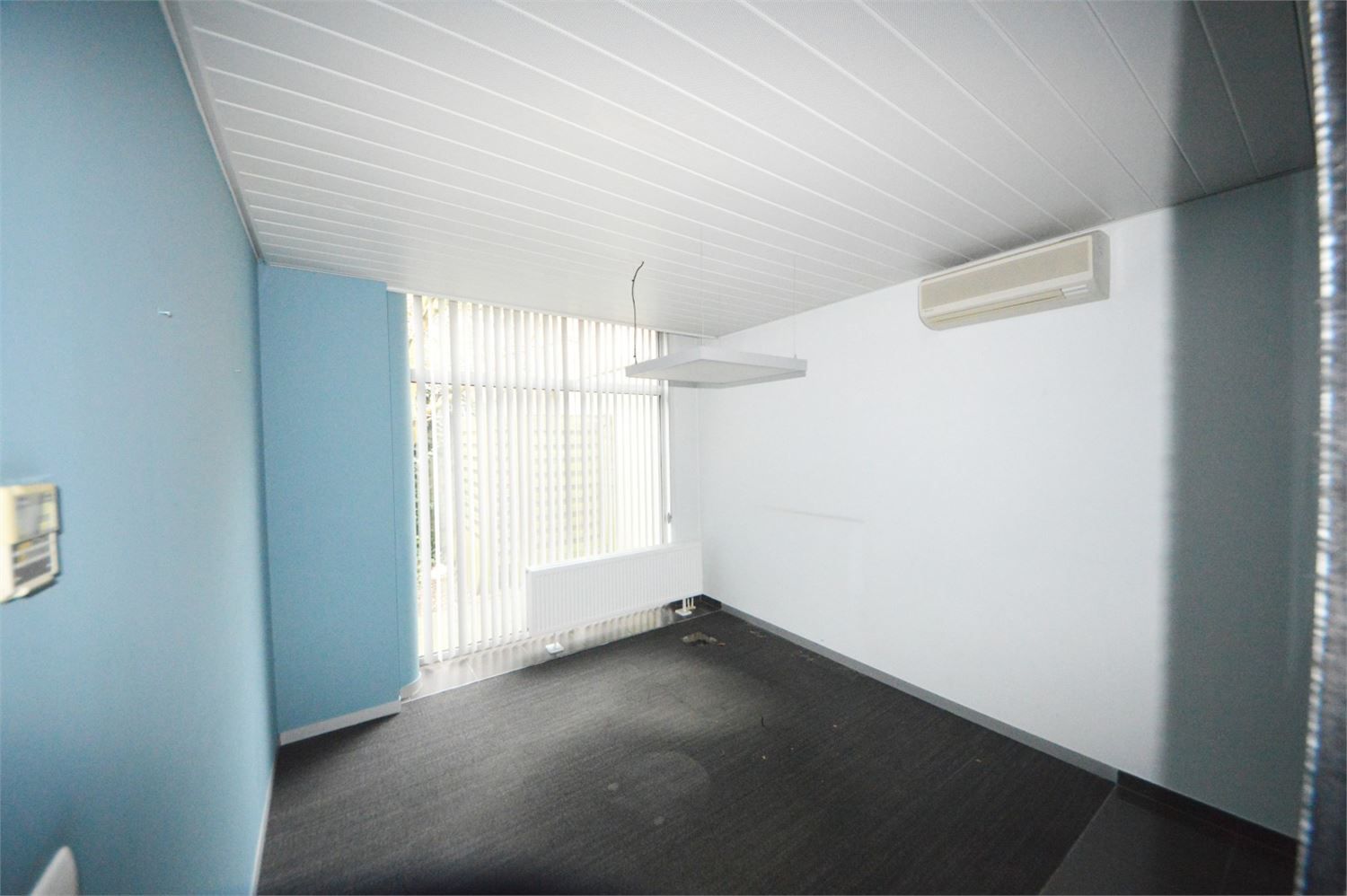 MODERN COMMERCIEEL GELIJKVLOERS 400 M2 OPTIONELE PARKING foto 20