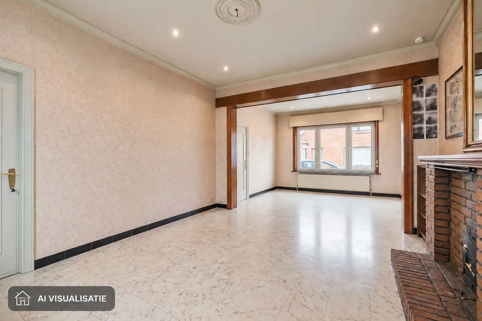 Te renoveren woning met ruime tuin nabij het centrum van Zomergem foto 2