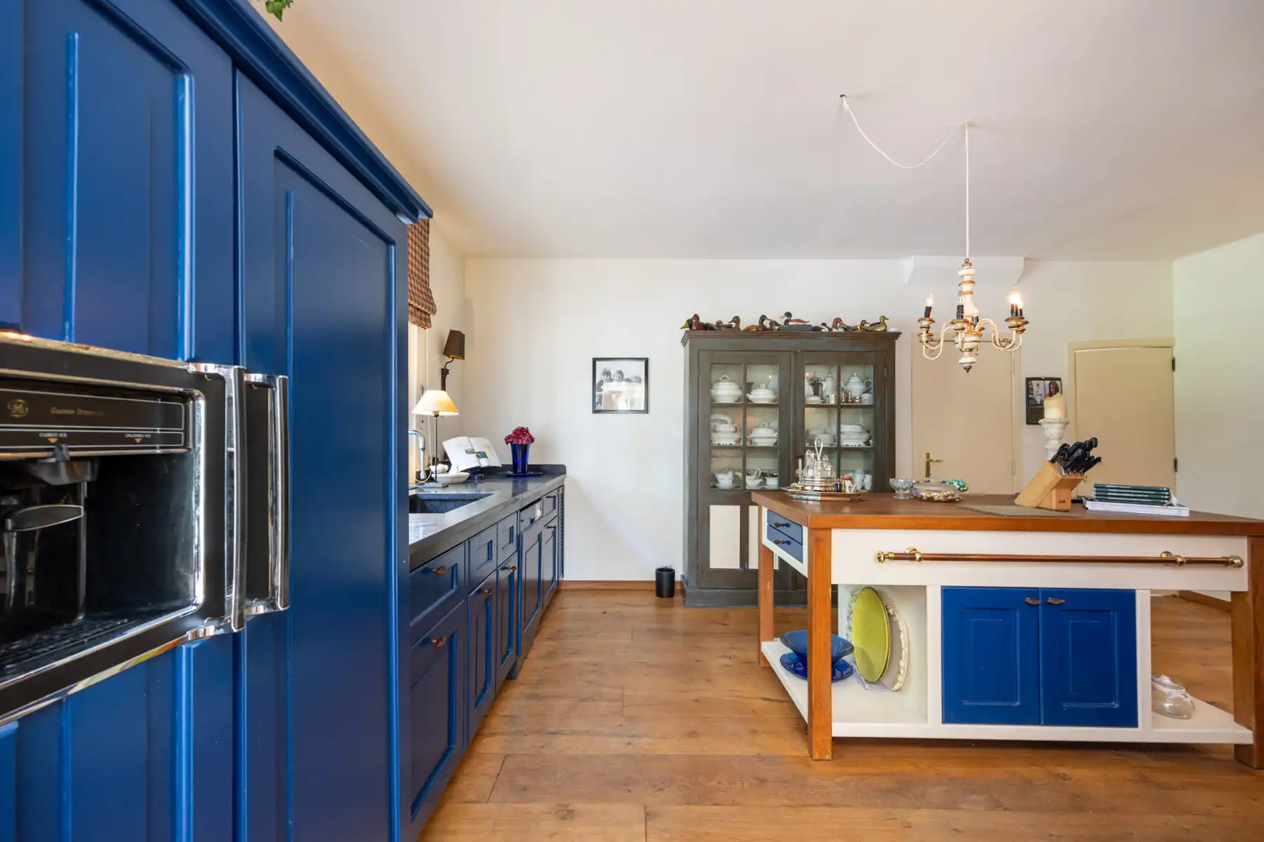 TIJDLOZE VILLA OP ABSOLUTE TOPLOCATIE TE ‘s-Gravenwezel foto 12