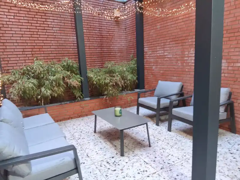 Prachtig gemeubelde duplex te huur foto 3