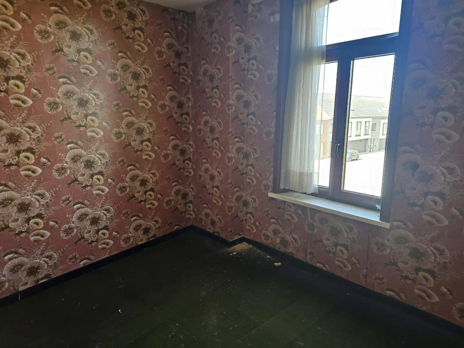 Te renoveren woning met mooie tuin!!! foto 17