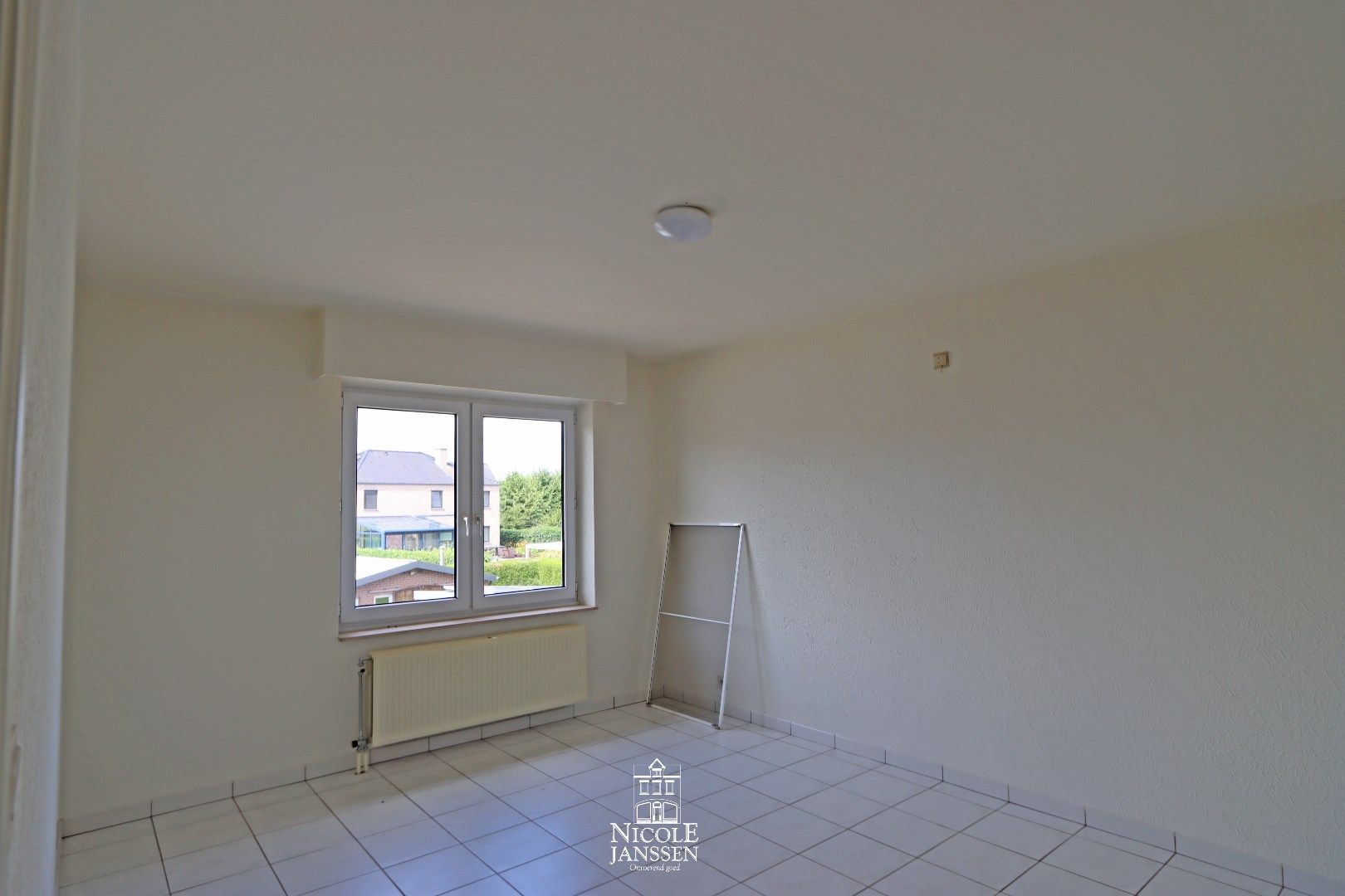 Ruim appartement met twee slaapkamers in een rustige omgeving foto 6