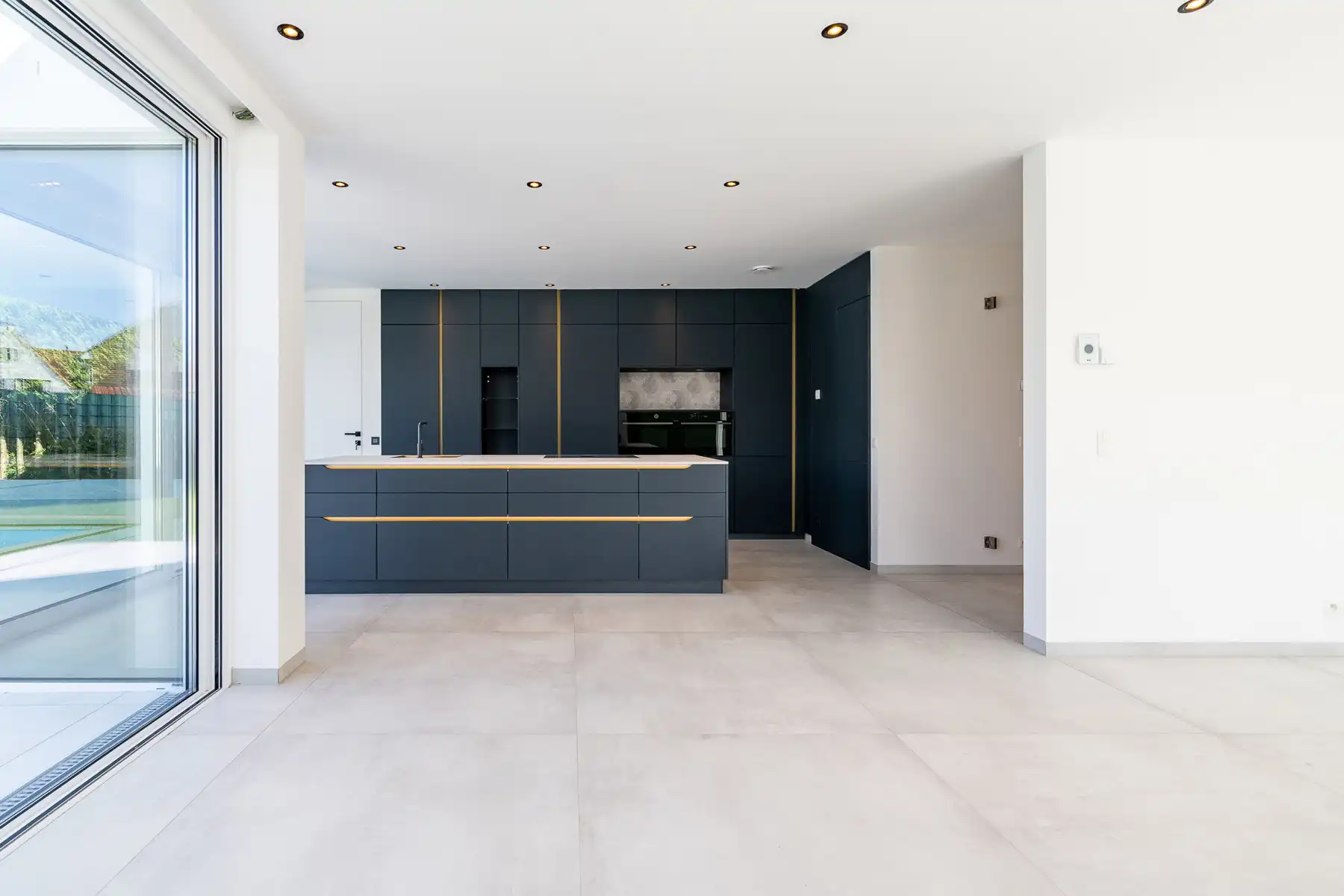 Prachtige ongemeubelde nieuwbouwwoning nabij het centrum van Knokke foto 17