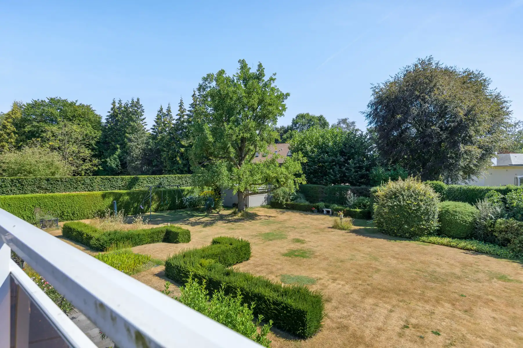 Villa met zuidtuin op toplocatie foto 31